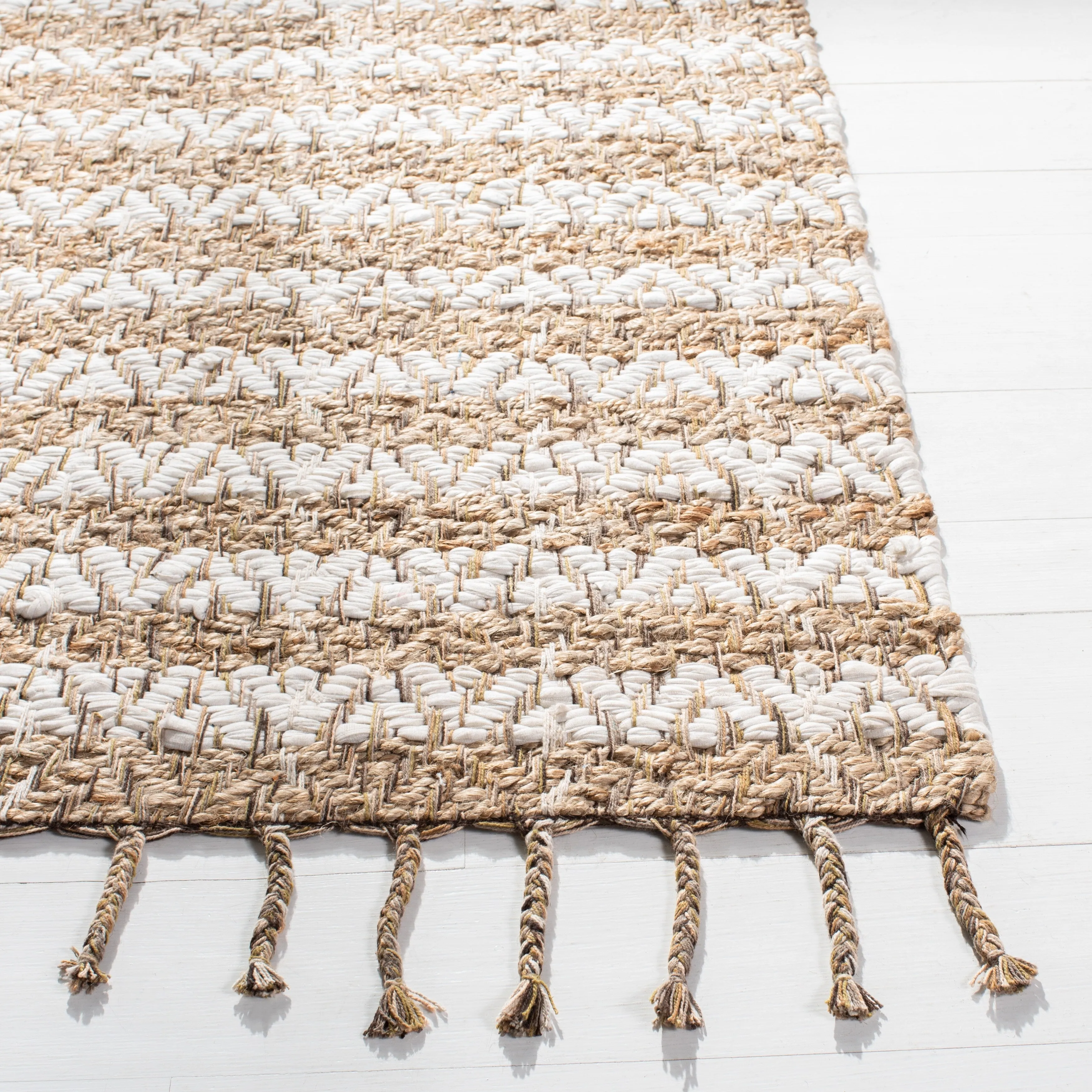 SAFAVIEH Handmade Cape Cod Lonnie Jute & Cotton Braided