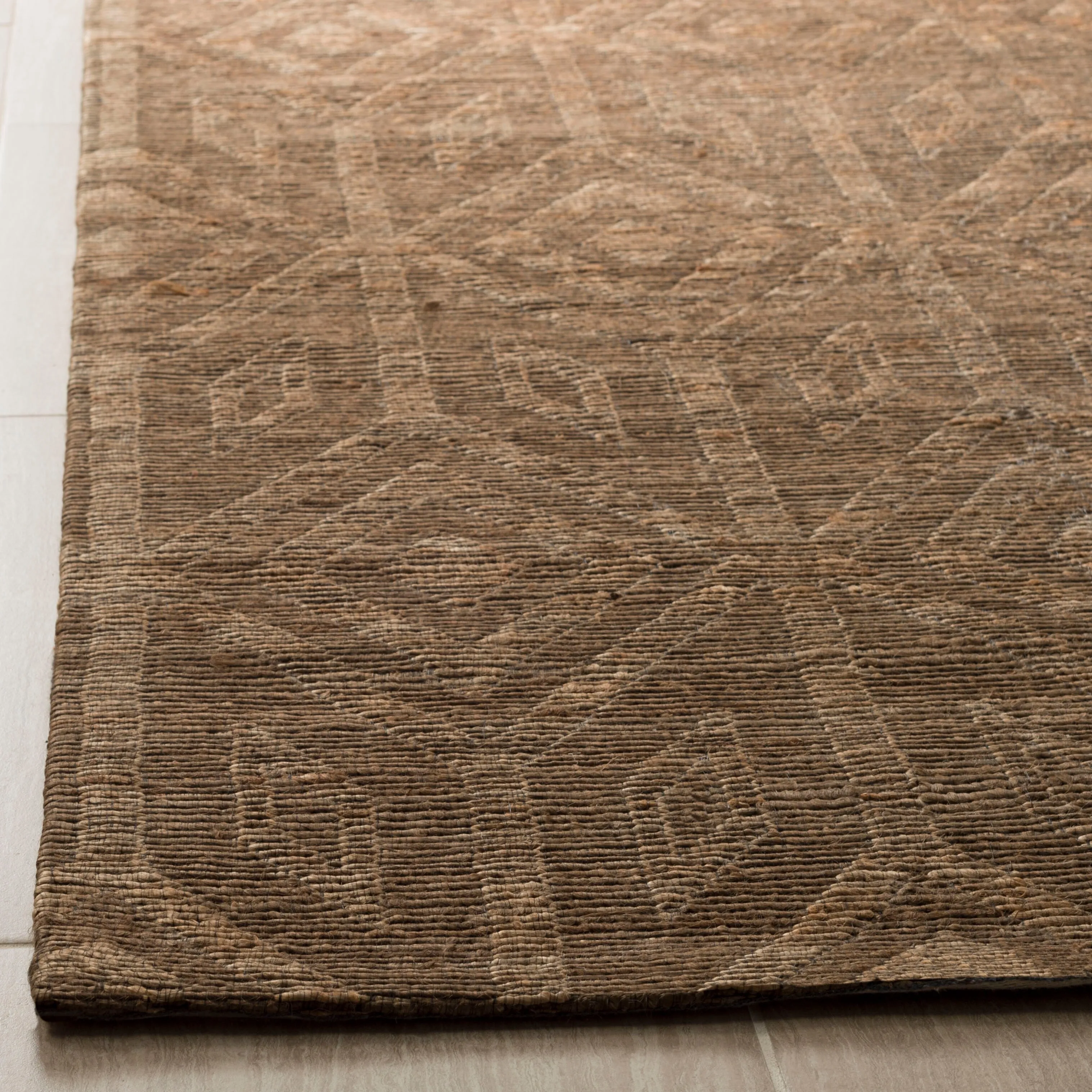 SAFAVIEH Handmade Cape Cod Nafissa Coastal Jute Rug