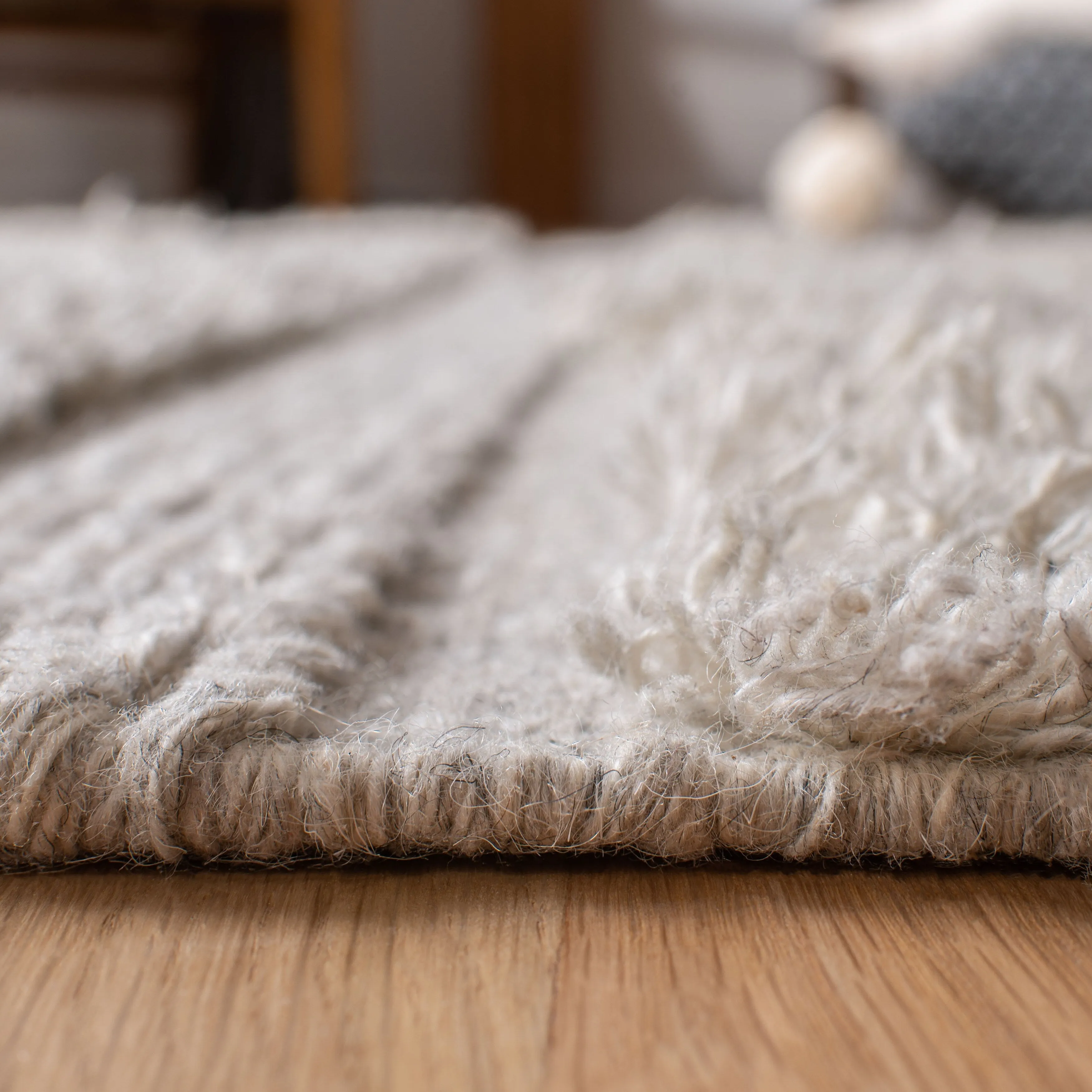 SAFAVIEH Handmade Casablanca Sofja Shag Textured Moroccan Wool Area