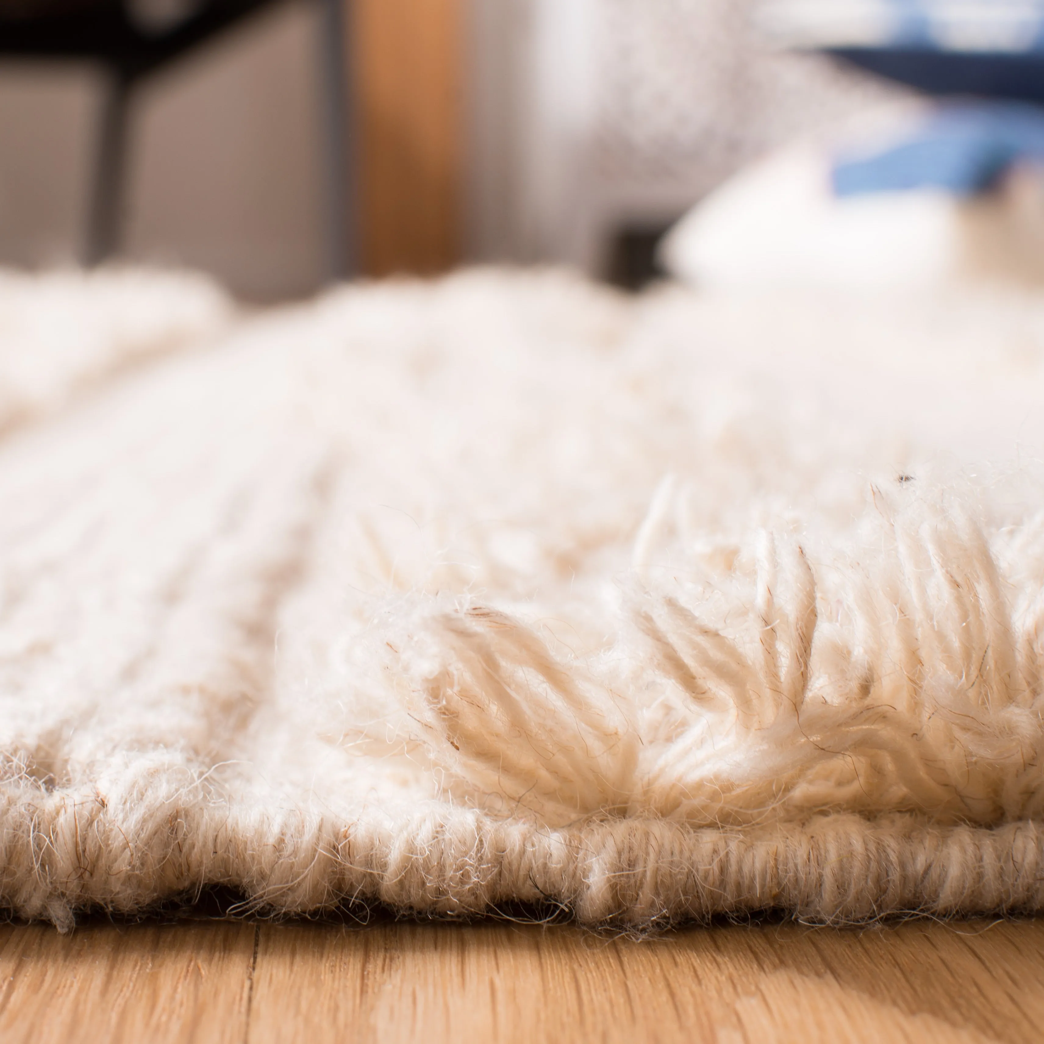 SAFAVIEH Handmade Casablanca Sofja Shag Textured Moroccan Wool Area