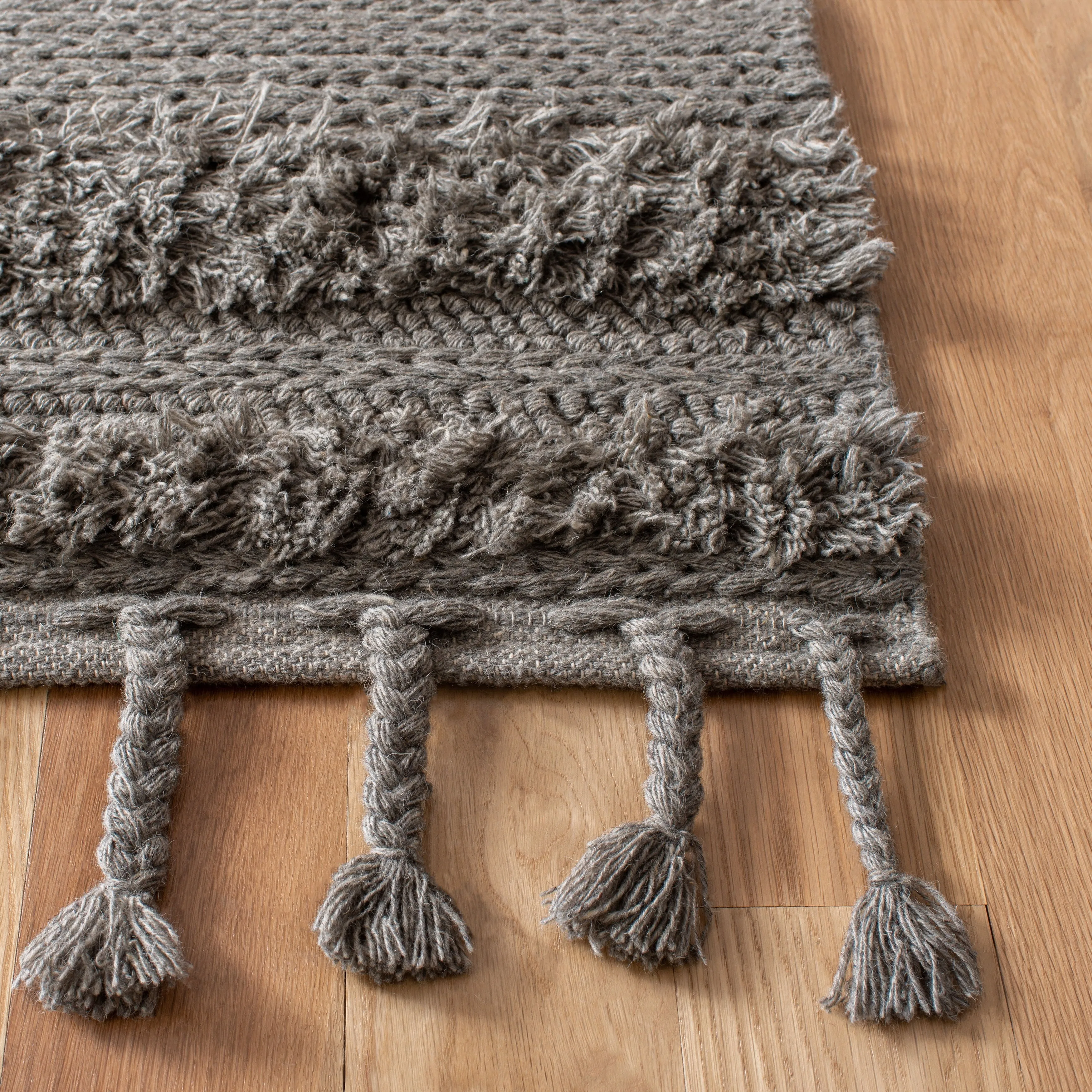 SAFAVIEH Handmade Casablanca Sofja Shag Textured Moroccan Wool Area