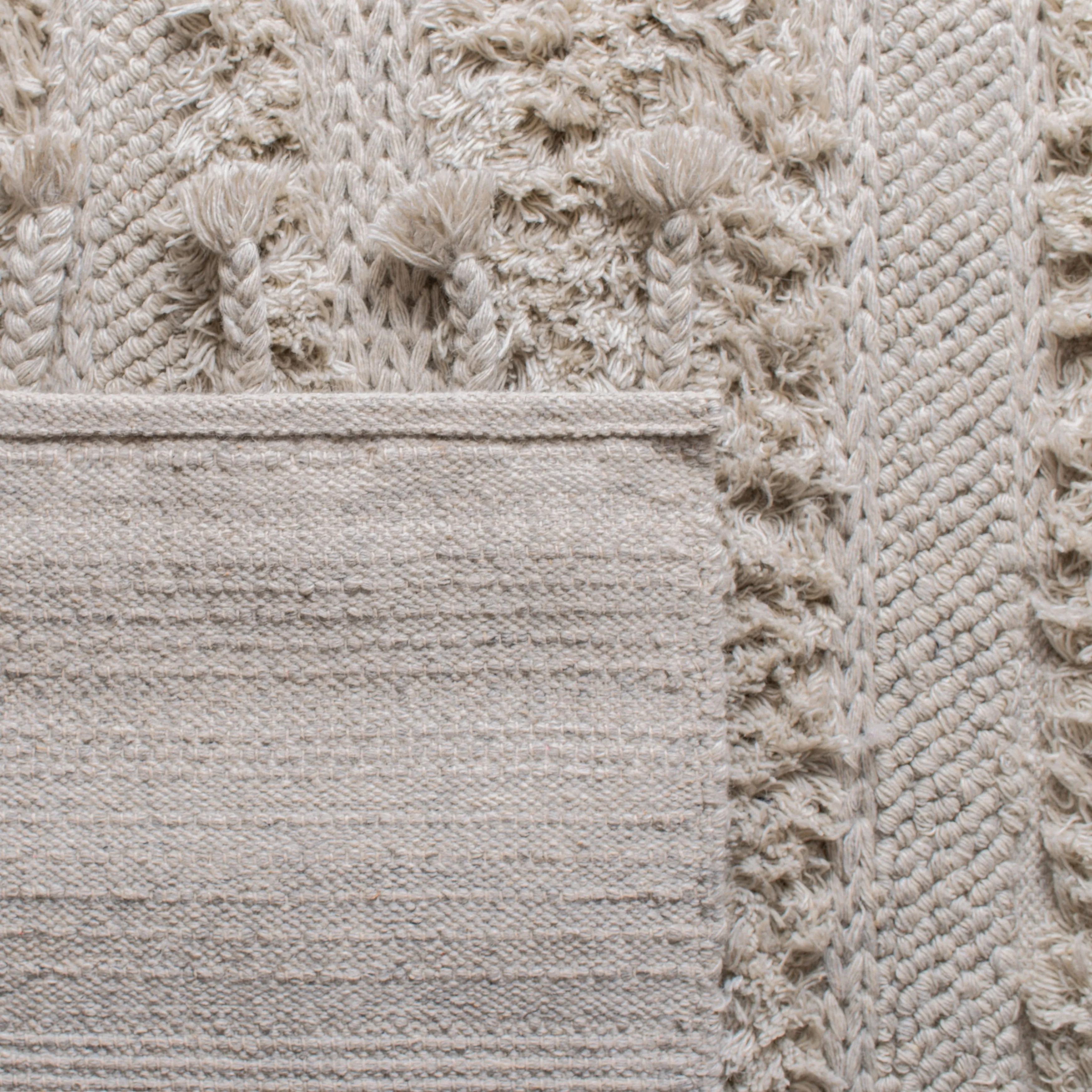 SAFAVIEH Handmade Casablanca Sofja Shag Textured Moroccan Wool Area