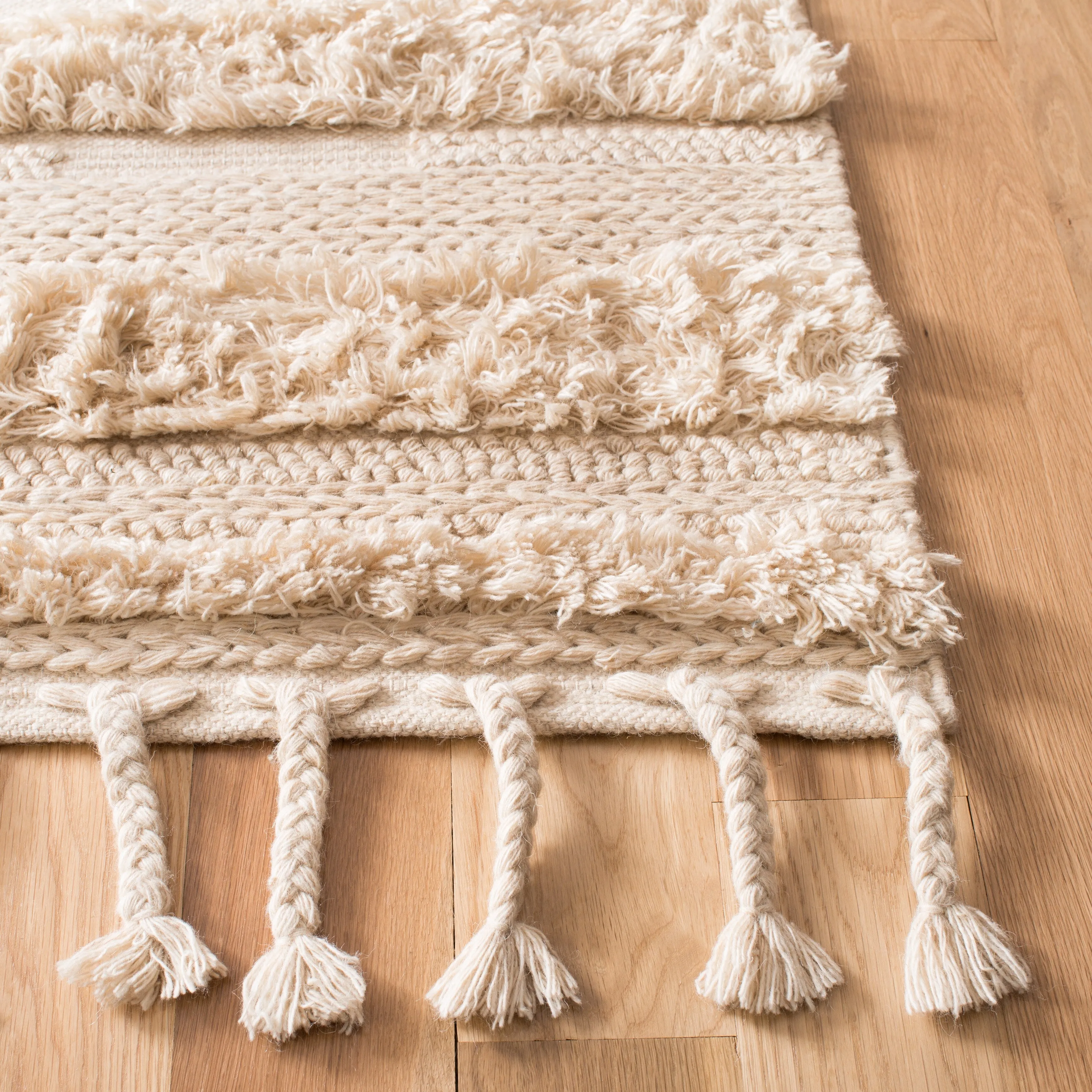 SAFAVIEH Handmade Casablanca Sofja Shag Textured Moroccan Wool Area