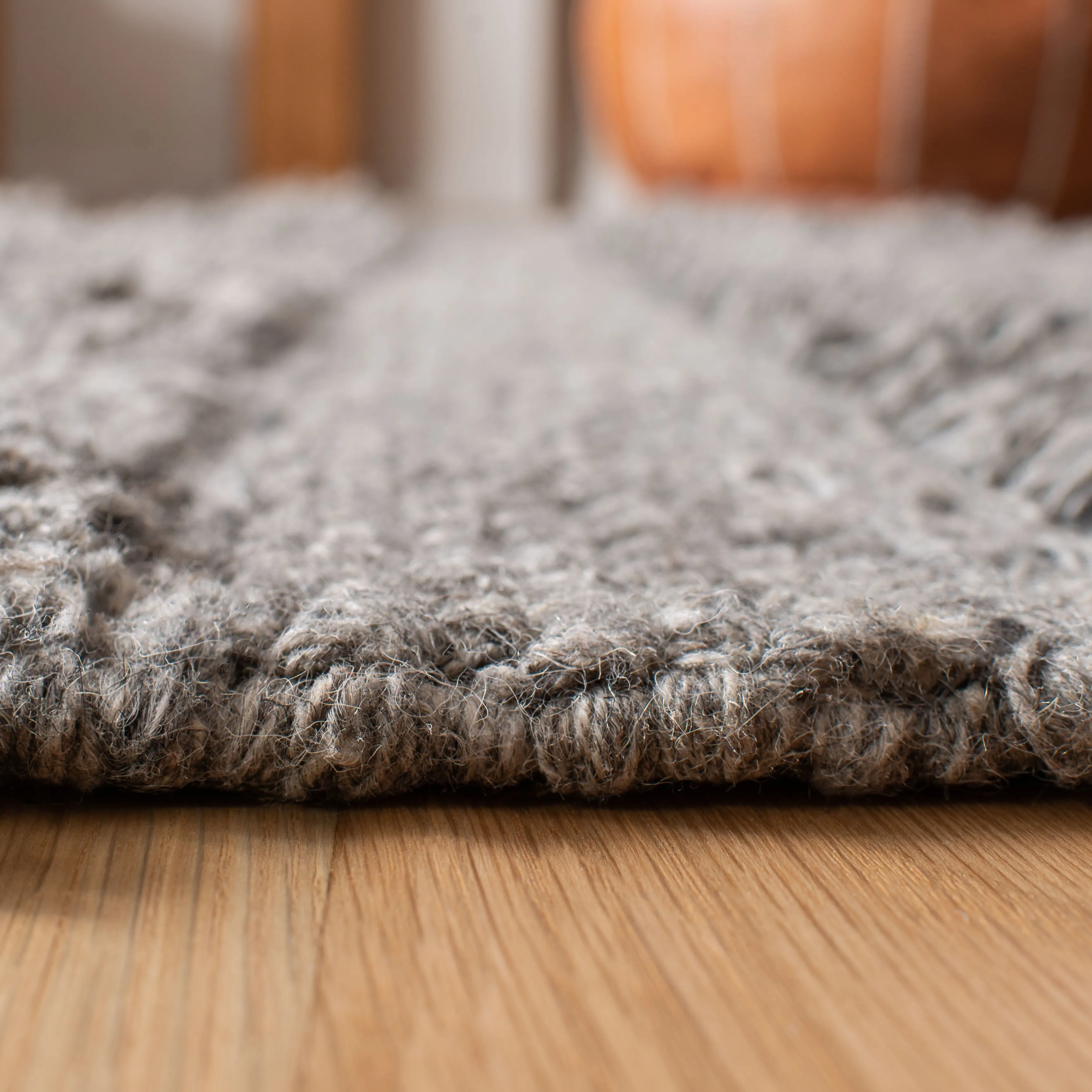 SAFAVIEH Handmade Casablanca Sofja Shag Textured Moroccan Wool Area