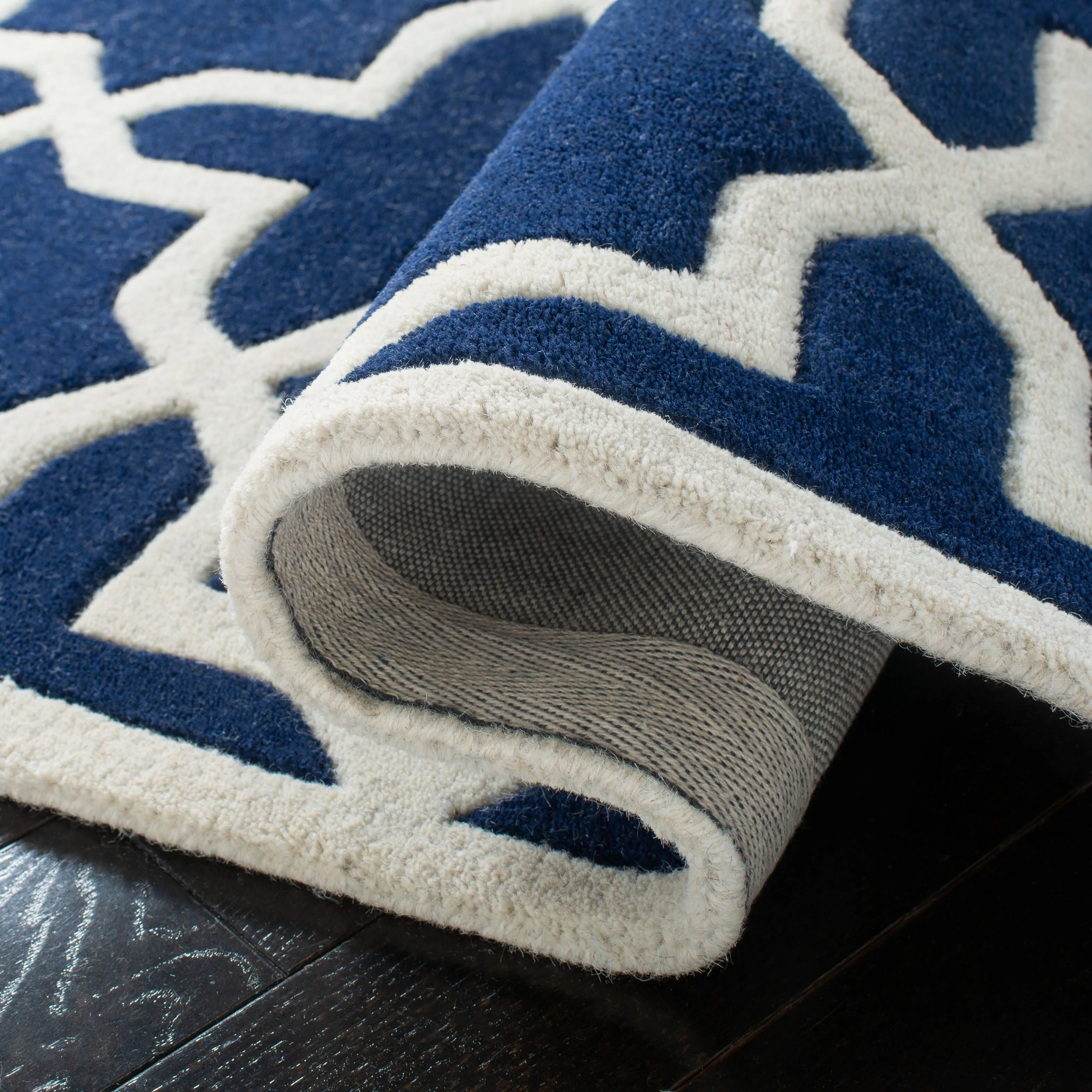 SAFAVIEH Handmade Chatham Begie Modern Moroccan Wool Rug