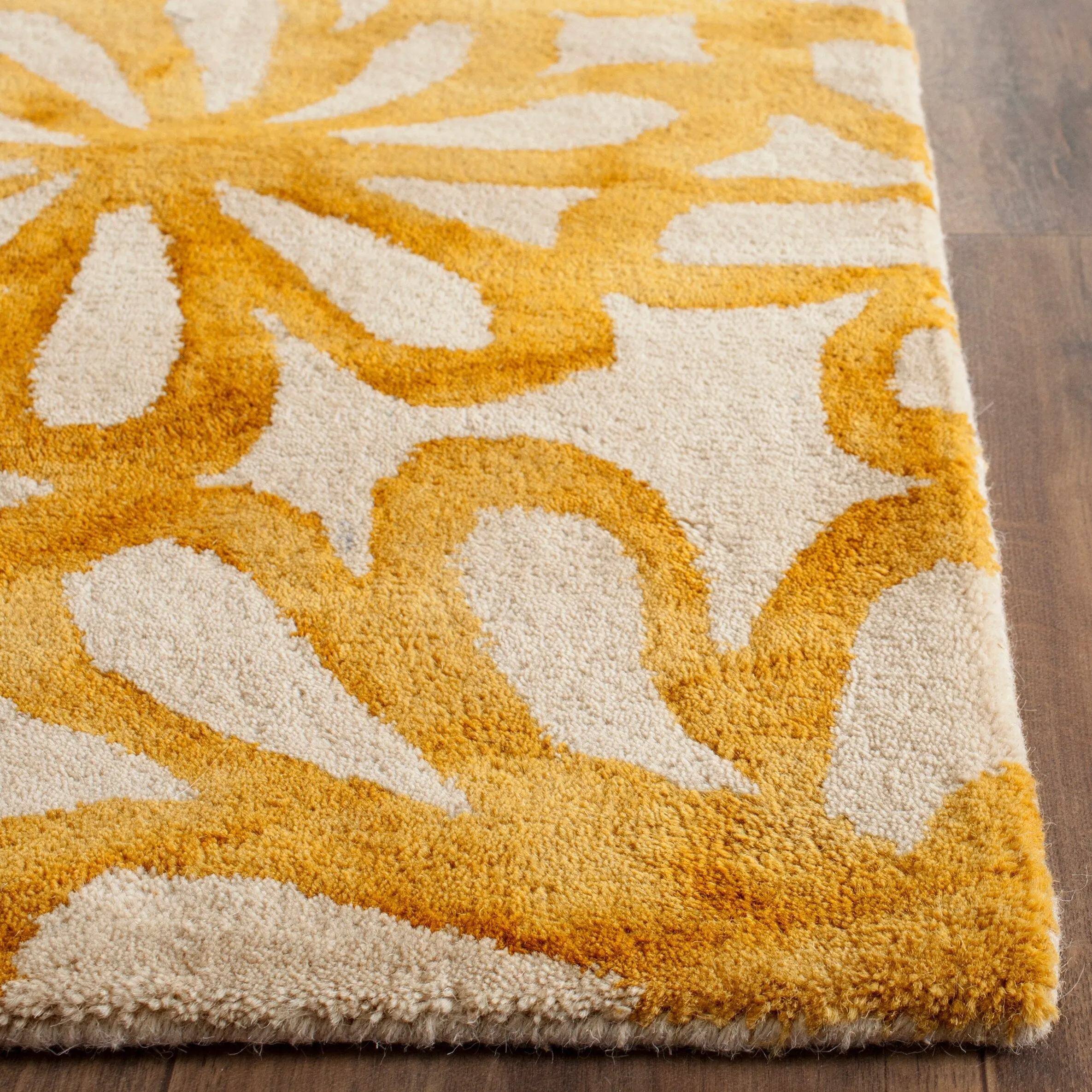SAFAVIEH Handmade Dip Dye Maze Floral Watercolor Wool Rug