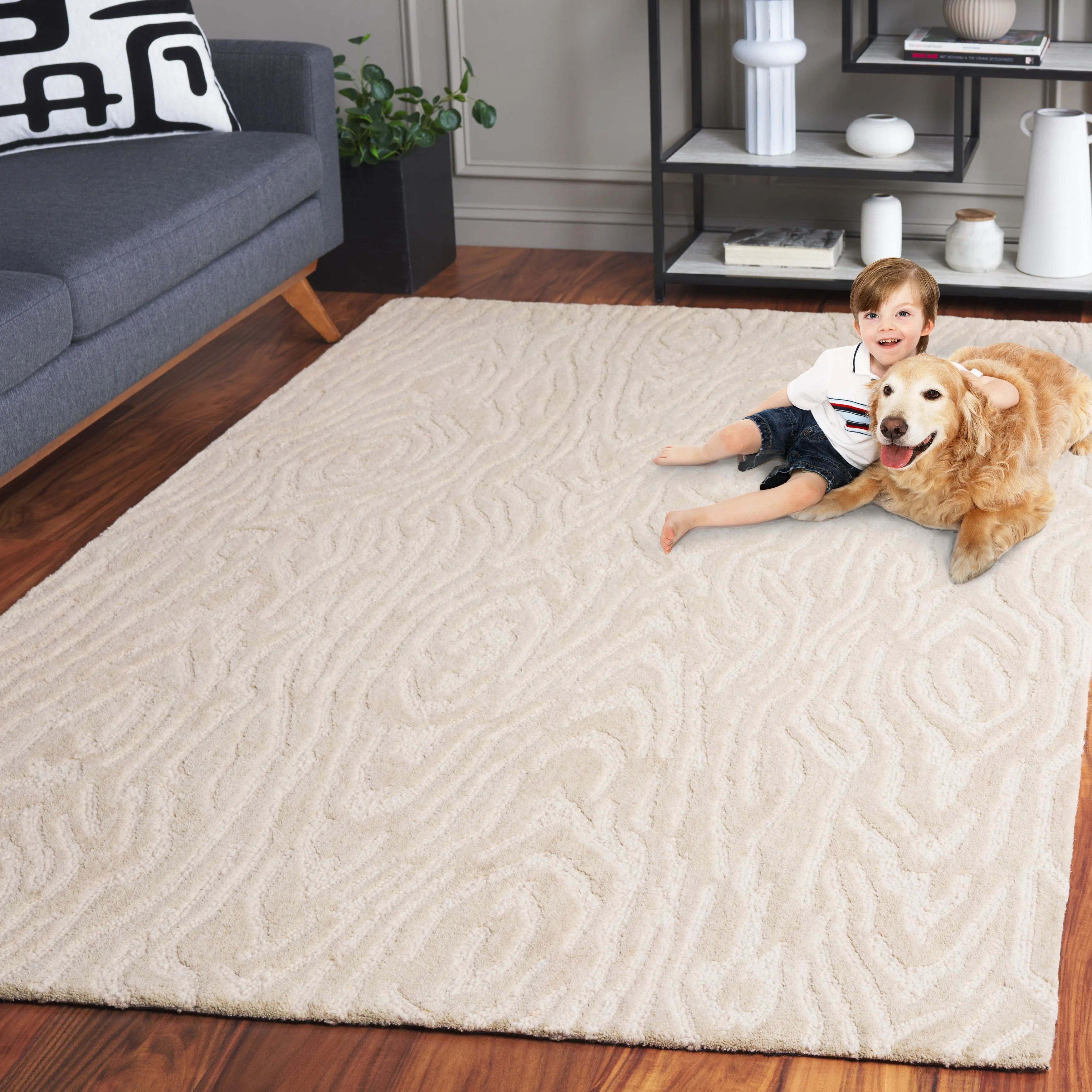 SAFAVIEH Handmade Ebony Thouraya Modern & Contemporary Wool Rug