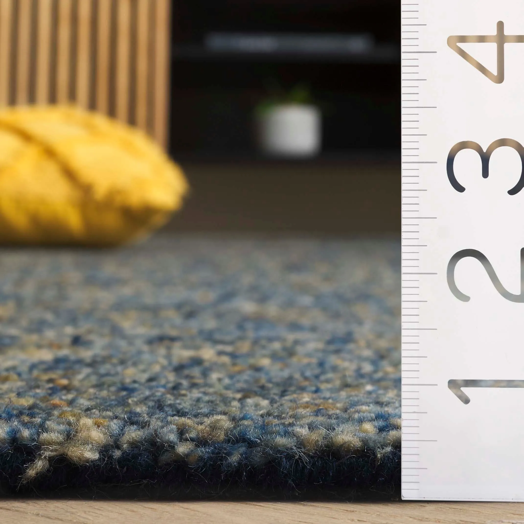 SAFAVIEH Handmade Gabbeh Andrina Wool Rug