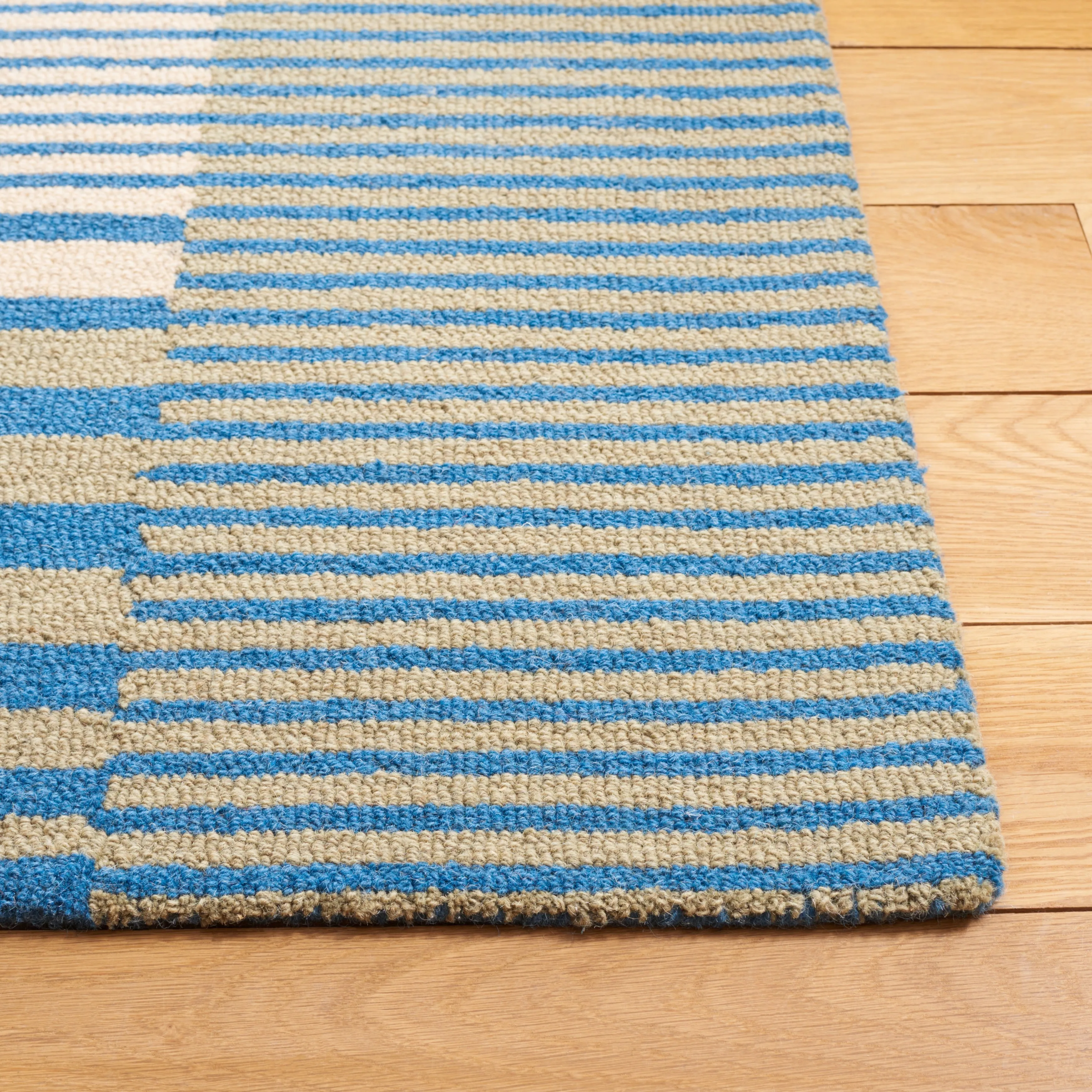 SAFAVIEH Handmade Genre Sayda Mid-Century Modern Wool Rug