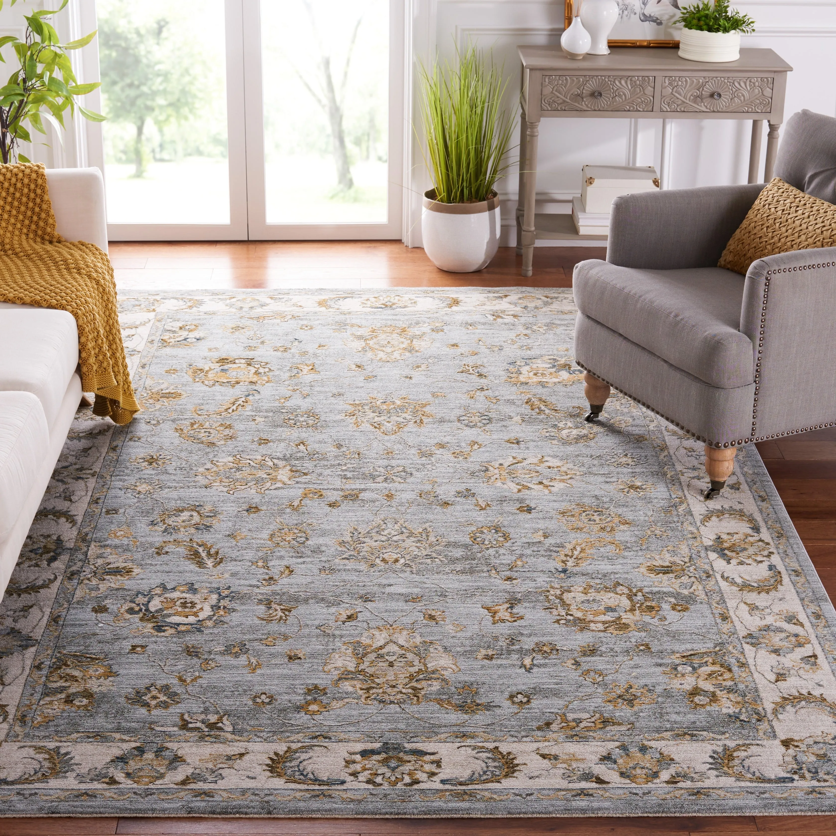SAFAVIEH Handmade Hamilton Nastasja Oriental Rug