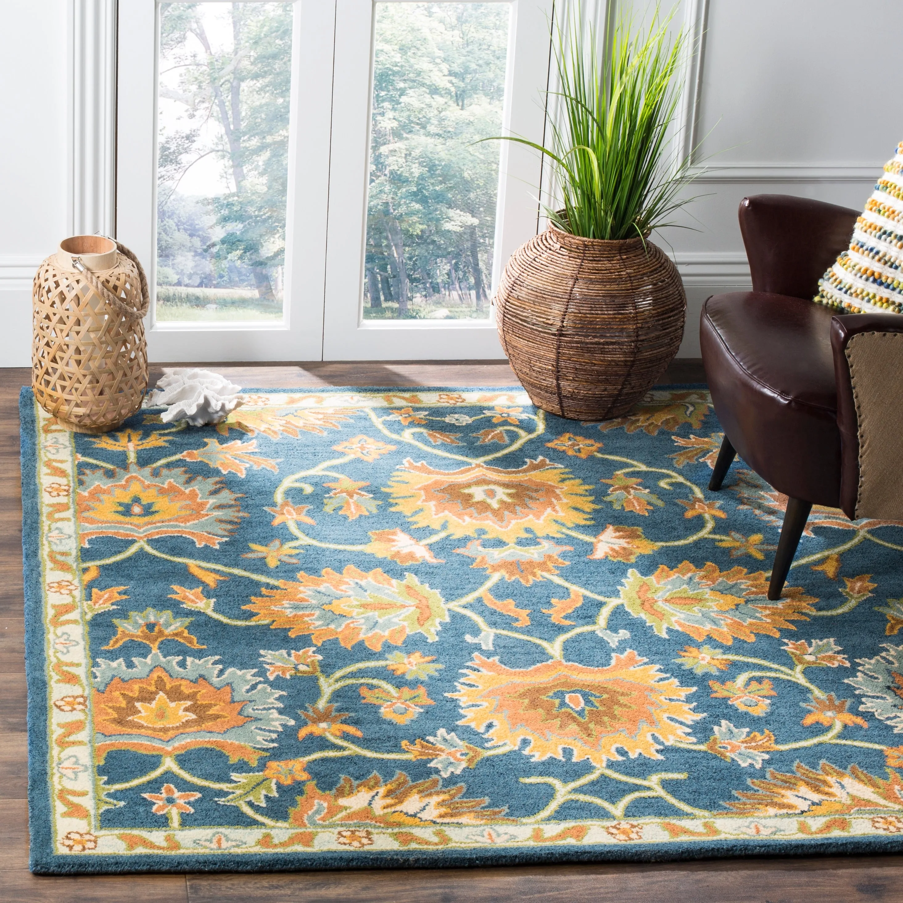 SAFAVIEH Handmade Heritage Boat Traditional Oriental Wool Rug