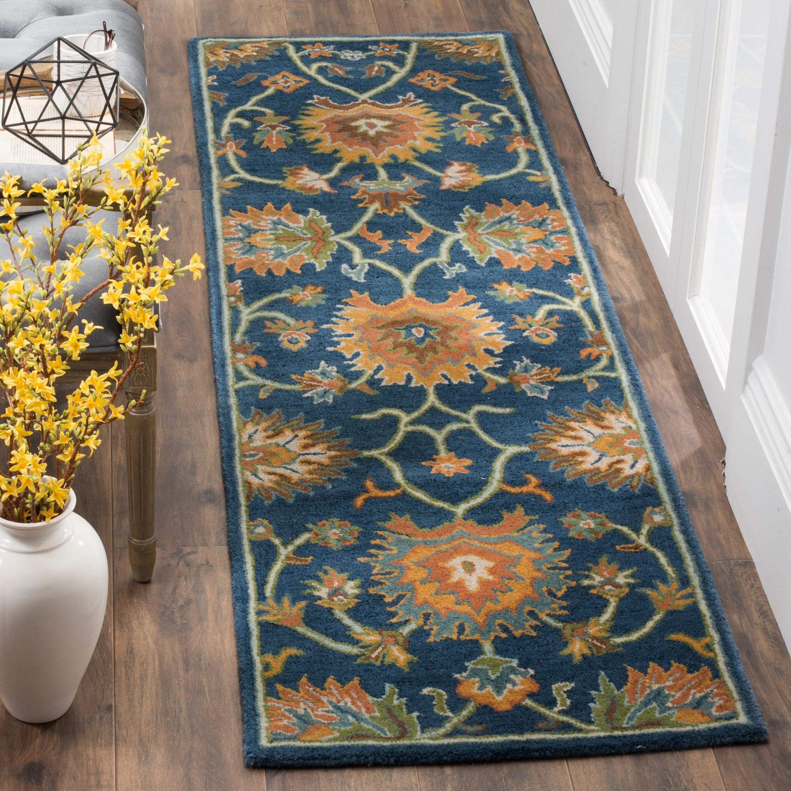SAFAVIEH Handmade Heritage Boat Traditional Oriental Wool Rug