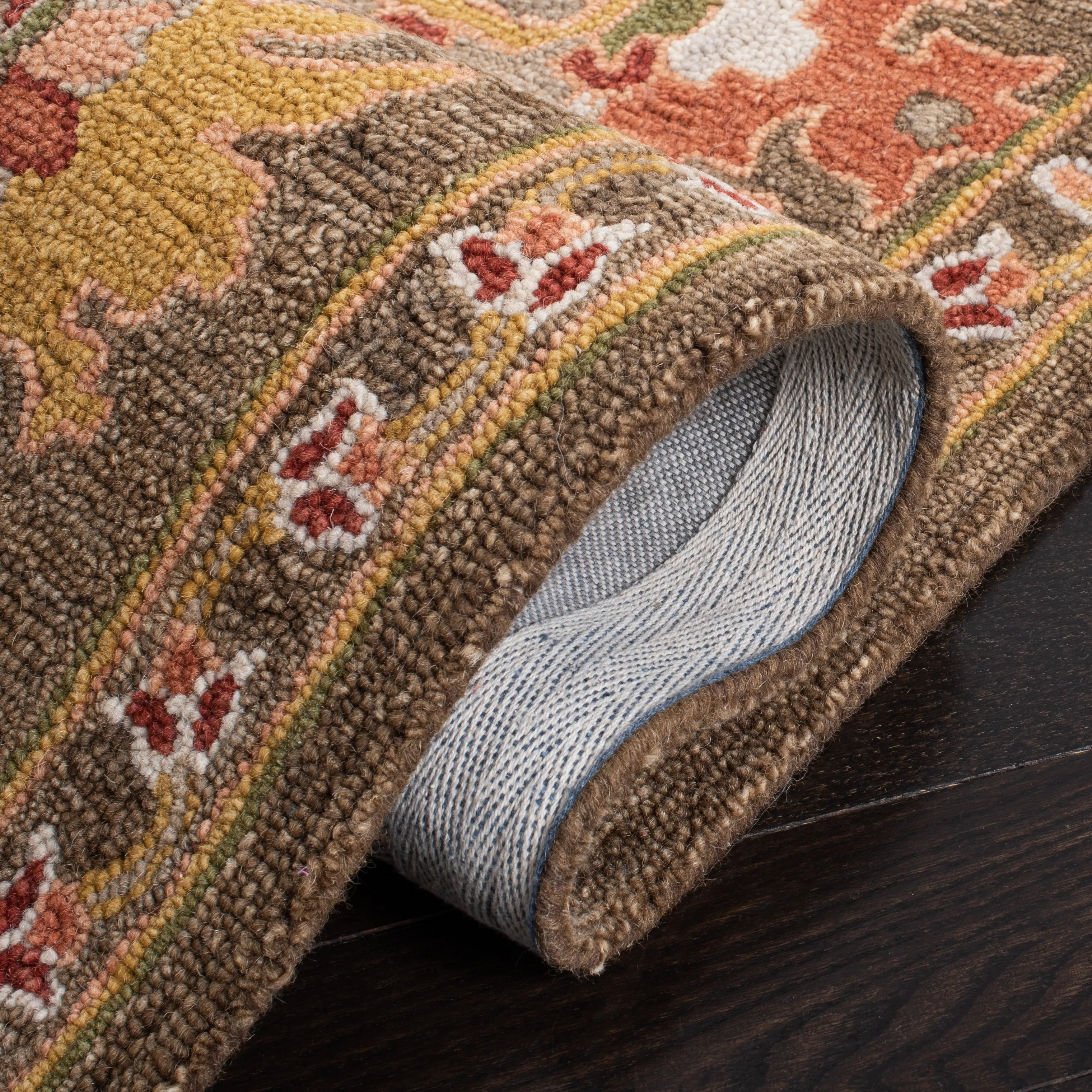 SAFAVIEH Handmade Heritage Chrysanthemum Traditional Wool Rug