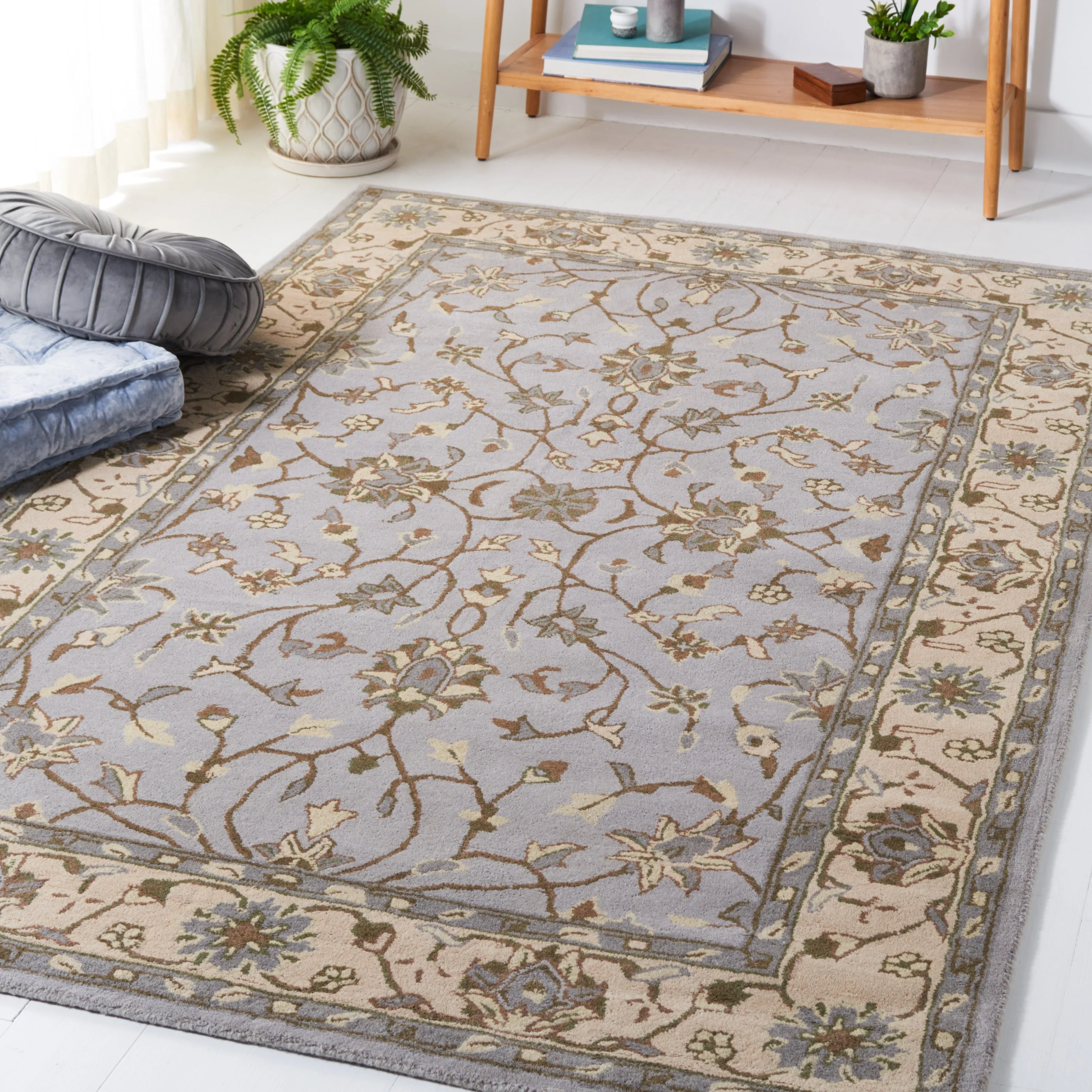SAFAVIEH Handmade Heritage Scrollwork Traditional Oriental Wool Rug