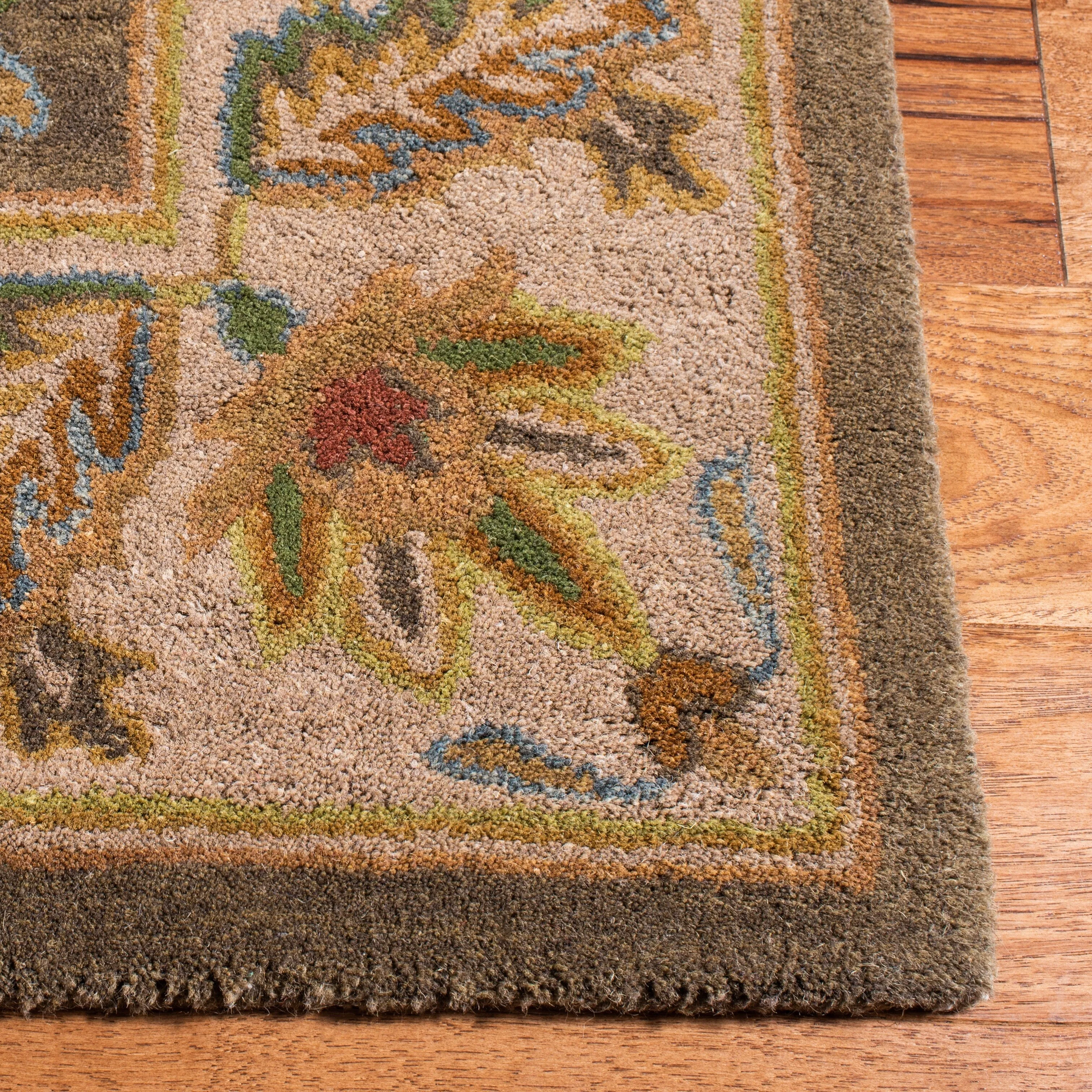 SAFAVIEH Handmade Heritage Triumph Traditional Oriental Wool Rug