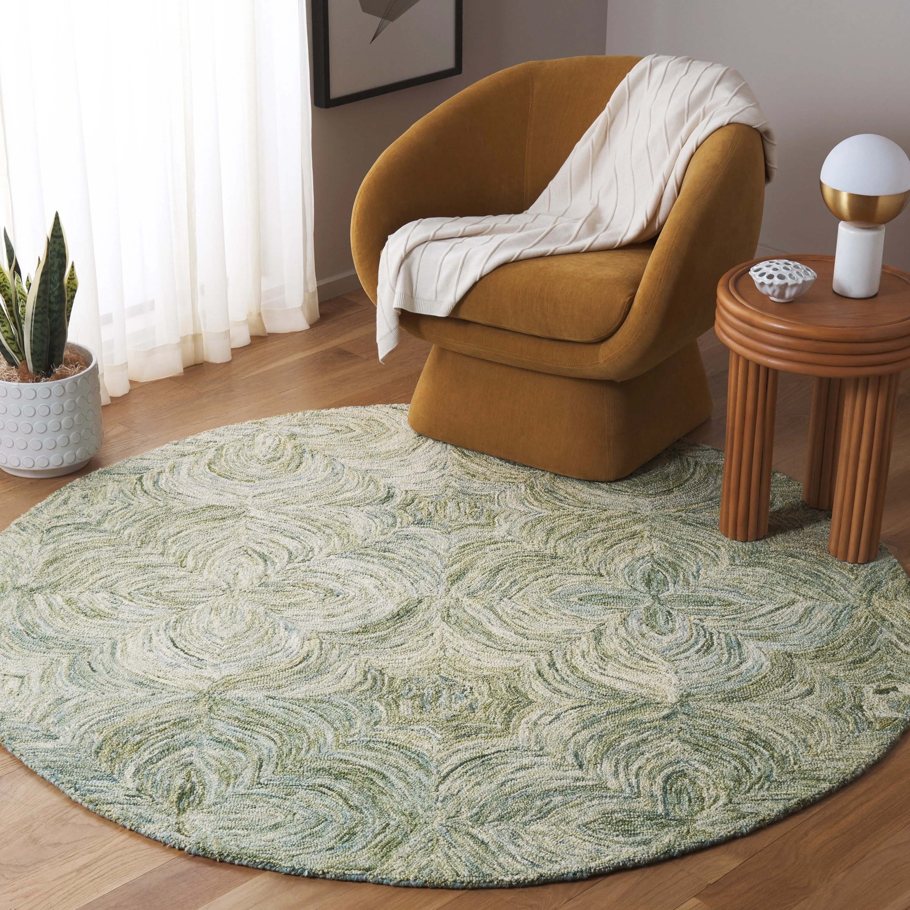 SAFAVIEH Handmade Ikat Jerina Modern & Contemporary Wool Rug