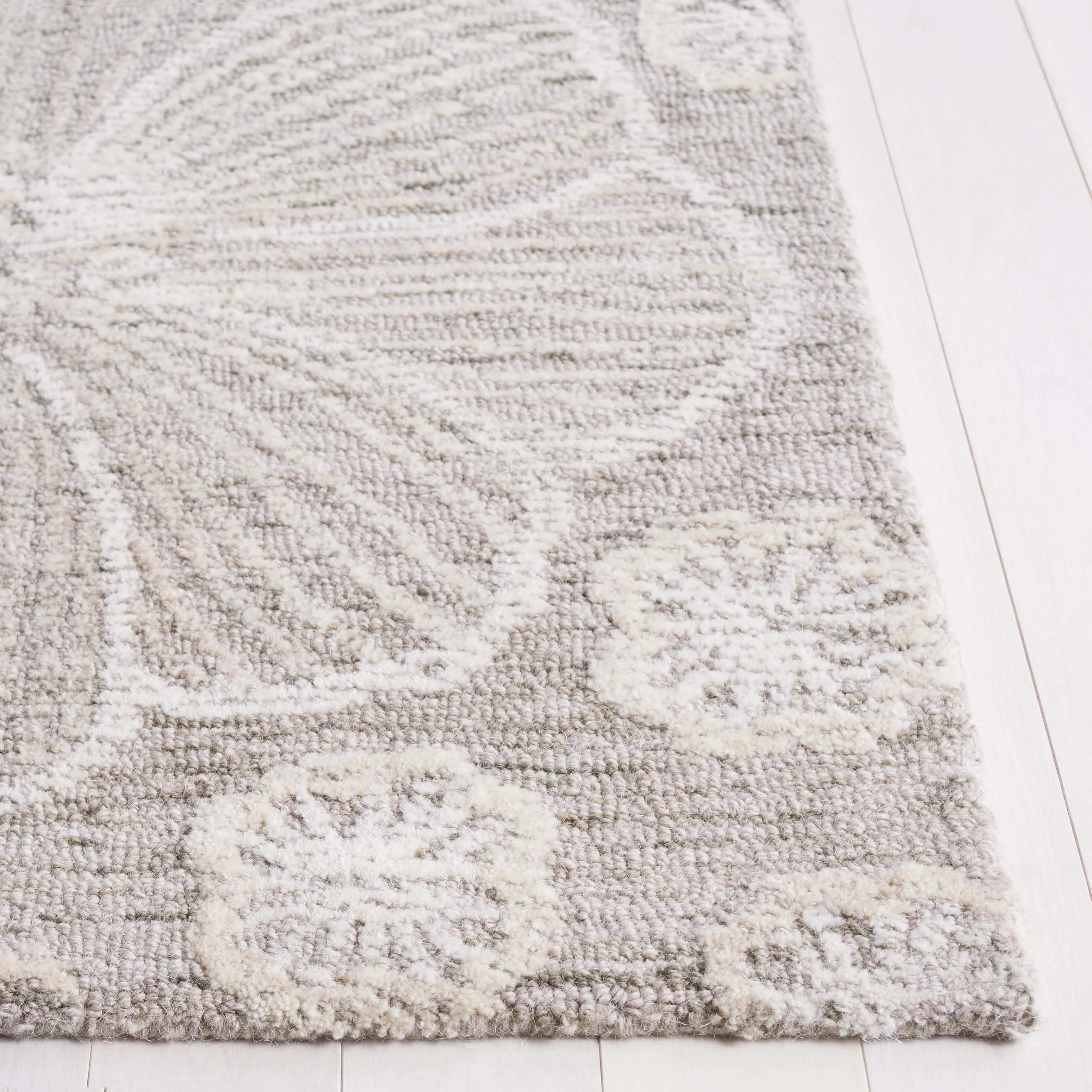 SAFAVIEH Handmade Jardin Altje Country Wool Rug