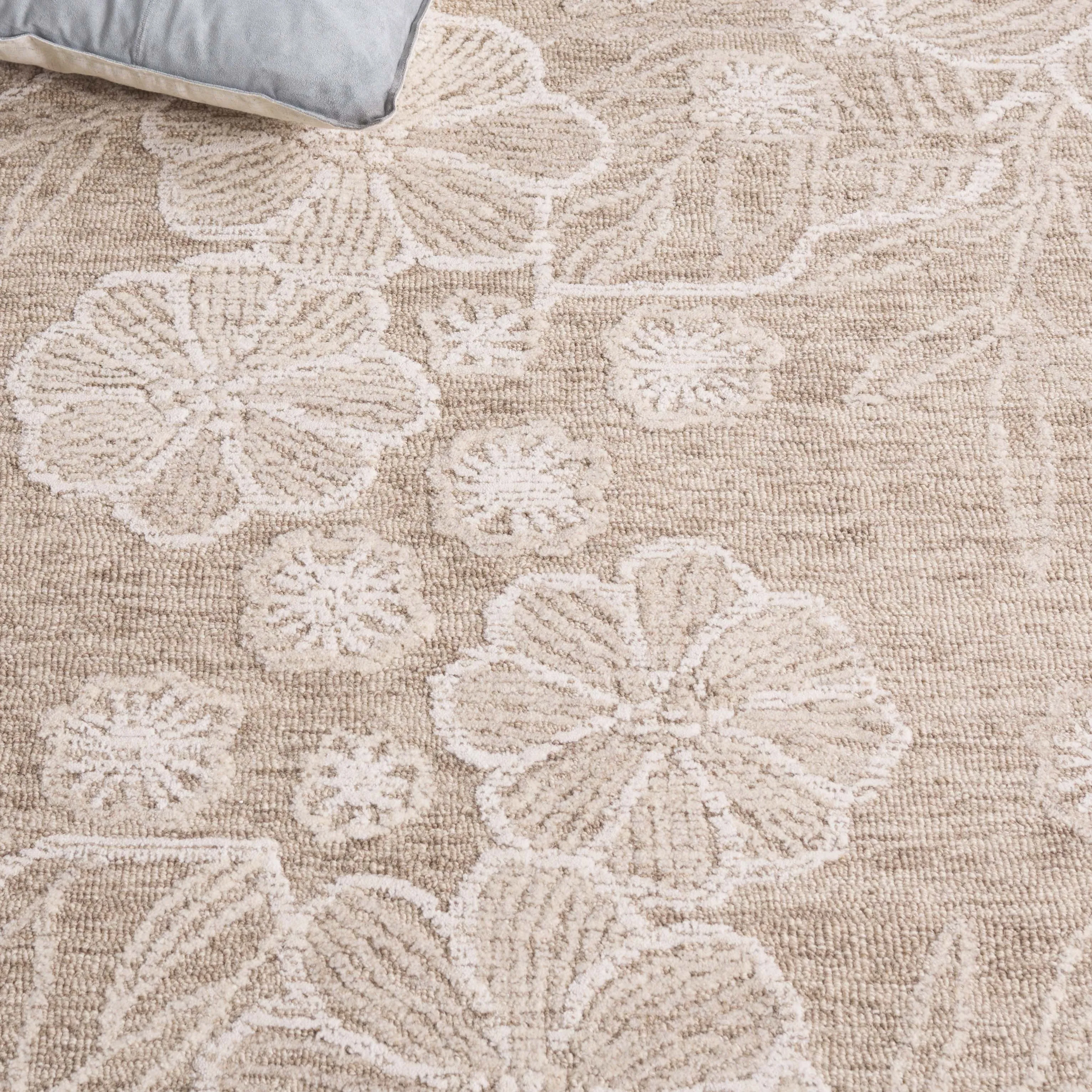 SAFAVIEH Handmade Jardin Altje Country Wool Rug