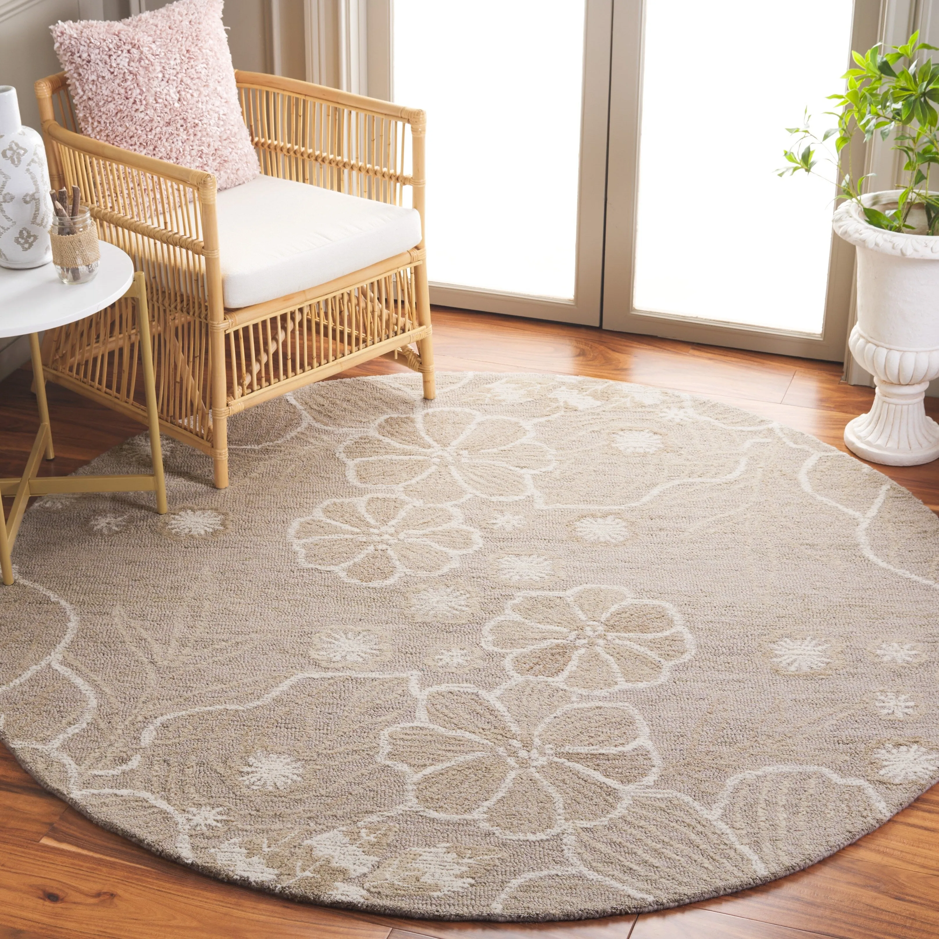 SAFAVIEH Handmade Jardin Altje Country Wool Rug