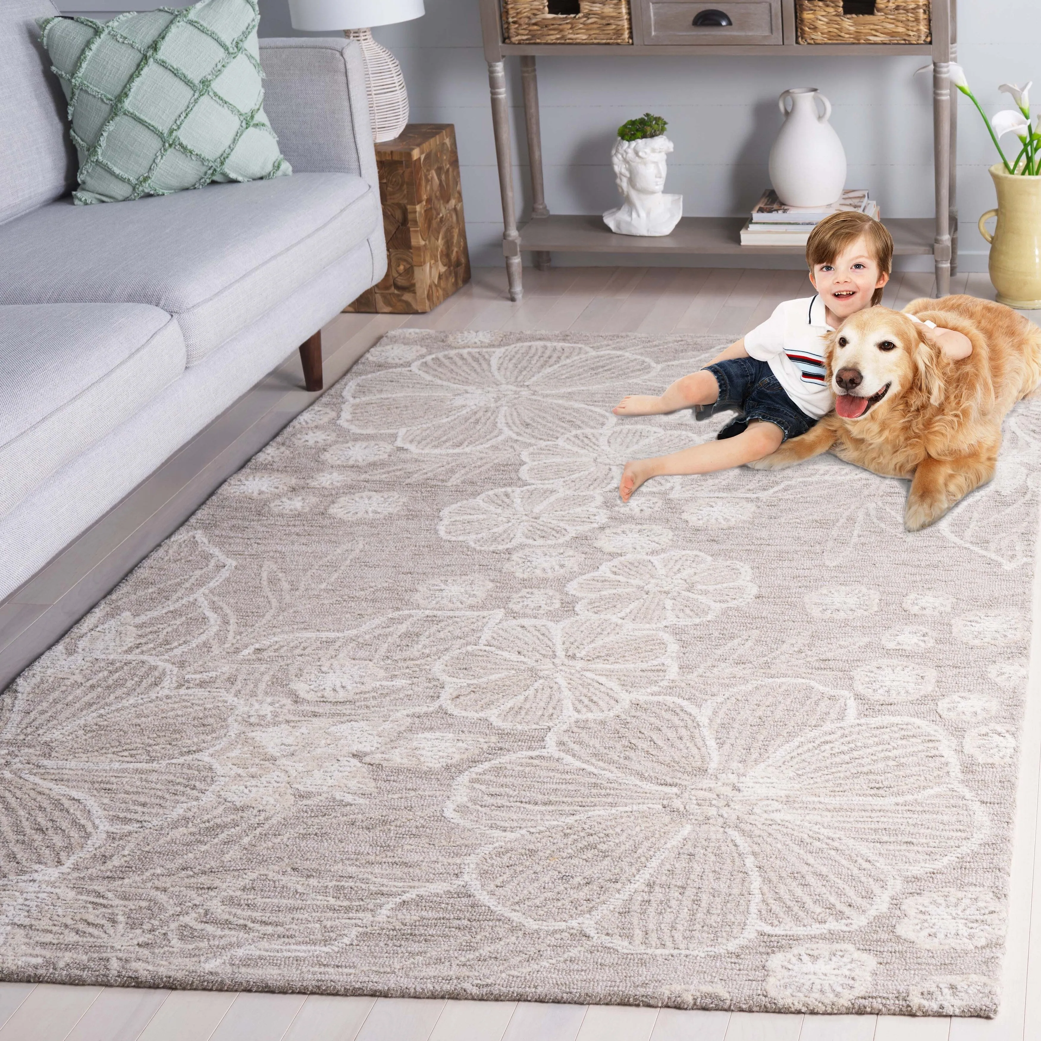 SAFAVIEH Handmade Jardin Altje Country Wool Rug