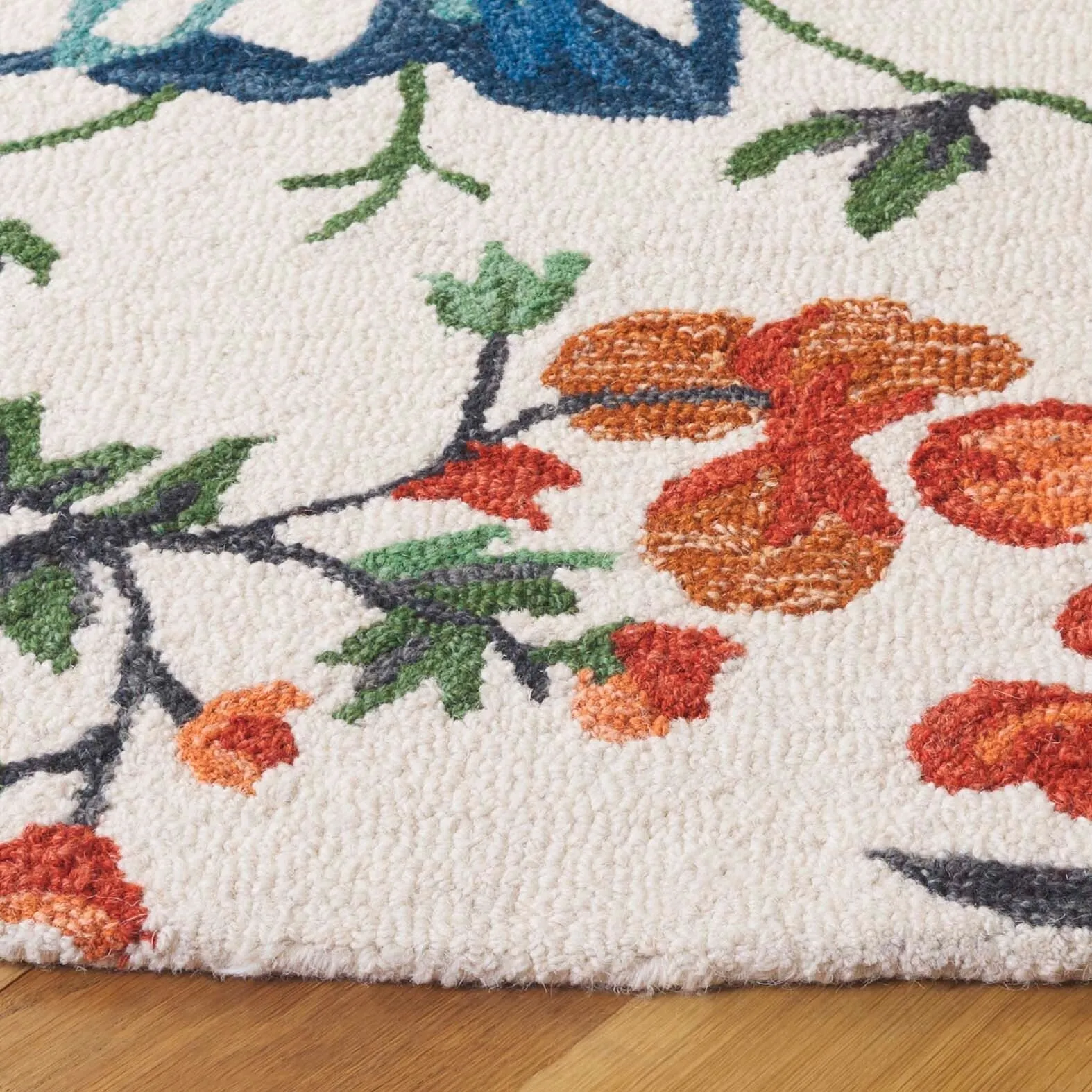 SAFAVIEH Handmade Jardin Engeline Country Wool Rug