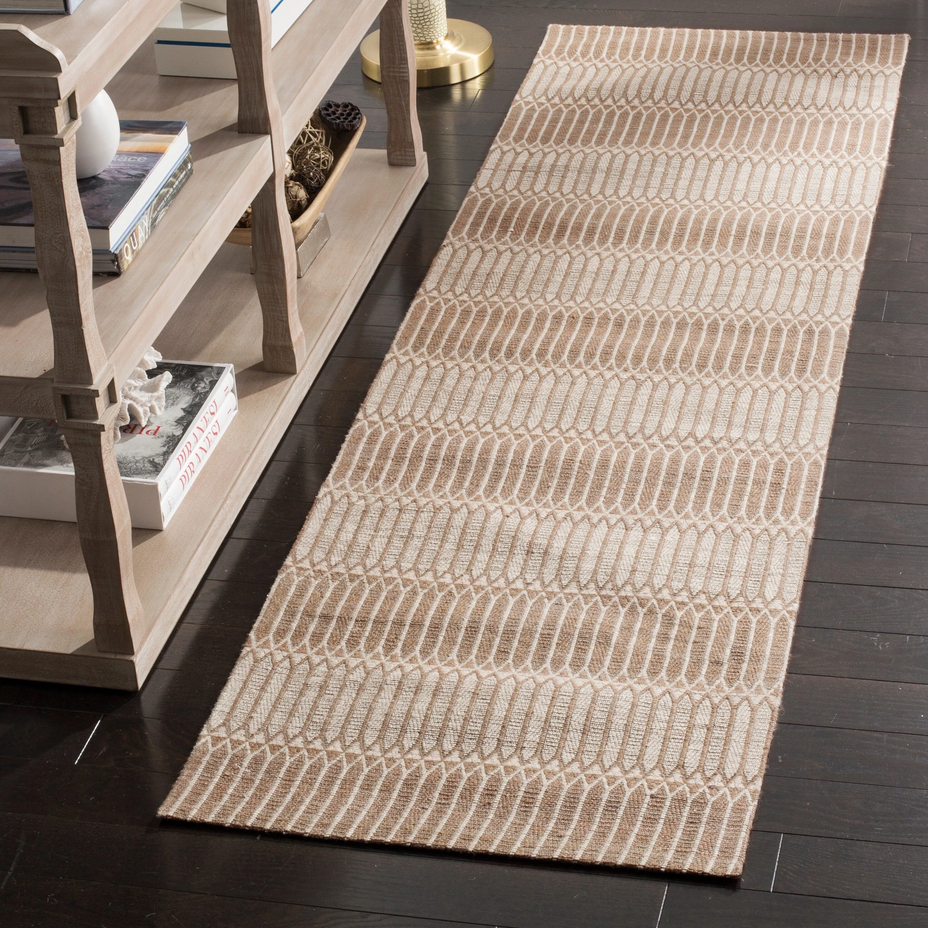 SAFAVIEH Handmade Marbella oranna Modern Viscose Rug