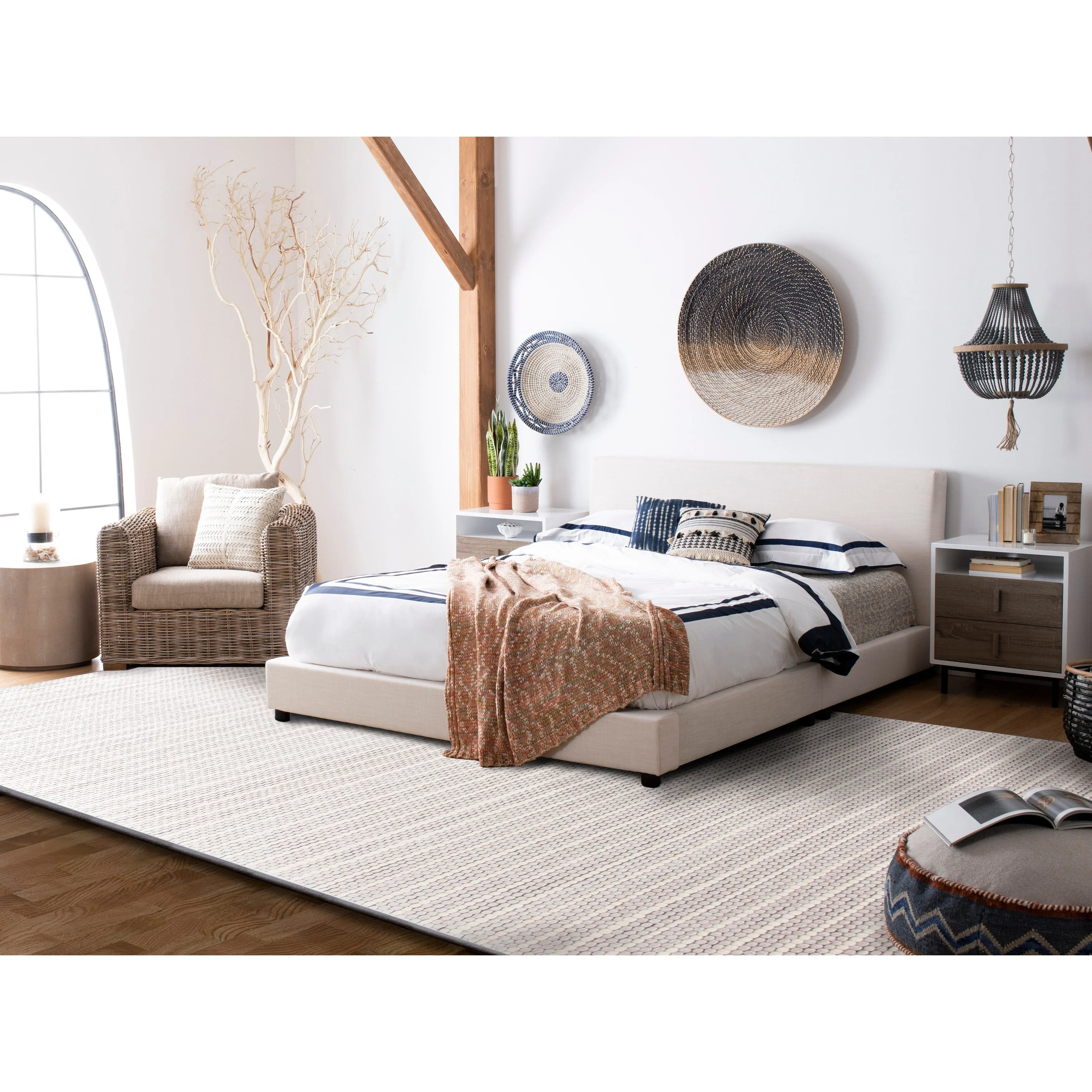 SAFAVIEH Handmade Marbella Sabire Modern Wool Rug