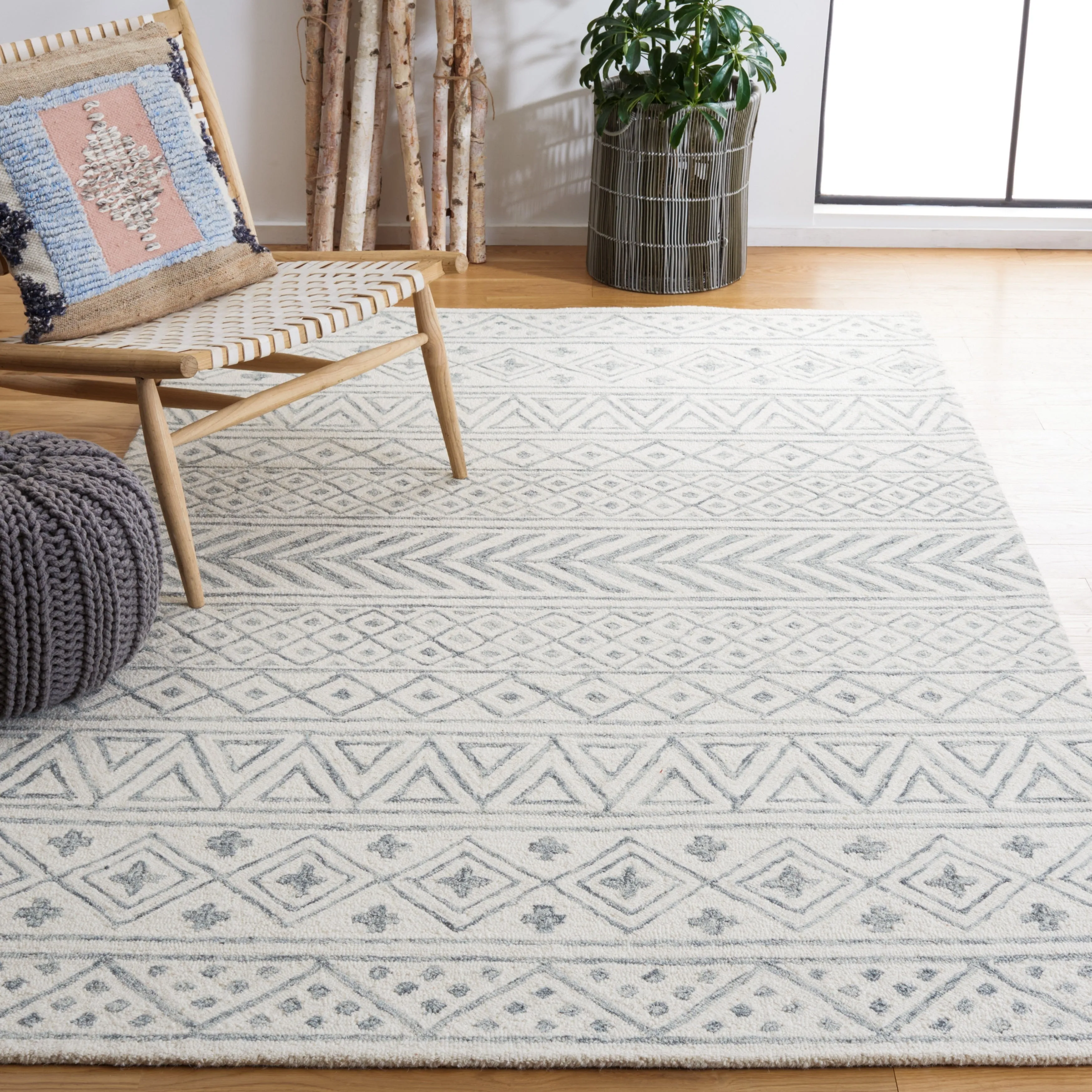 SAFAVIEH Handmade Metro Heloise Moroccan Boho Wool Rug
