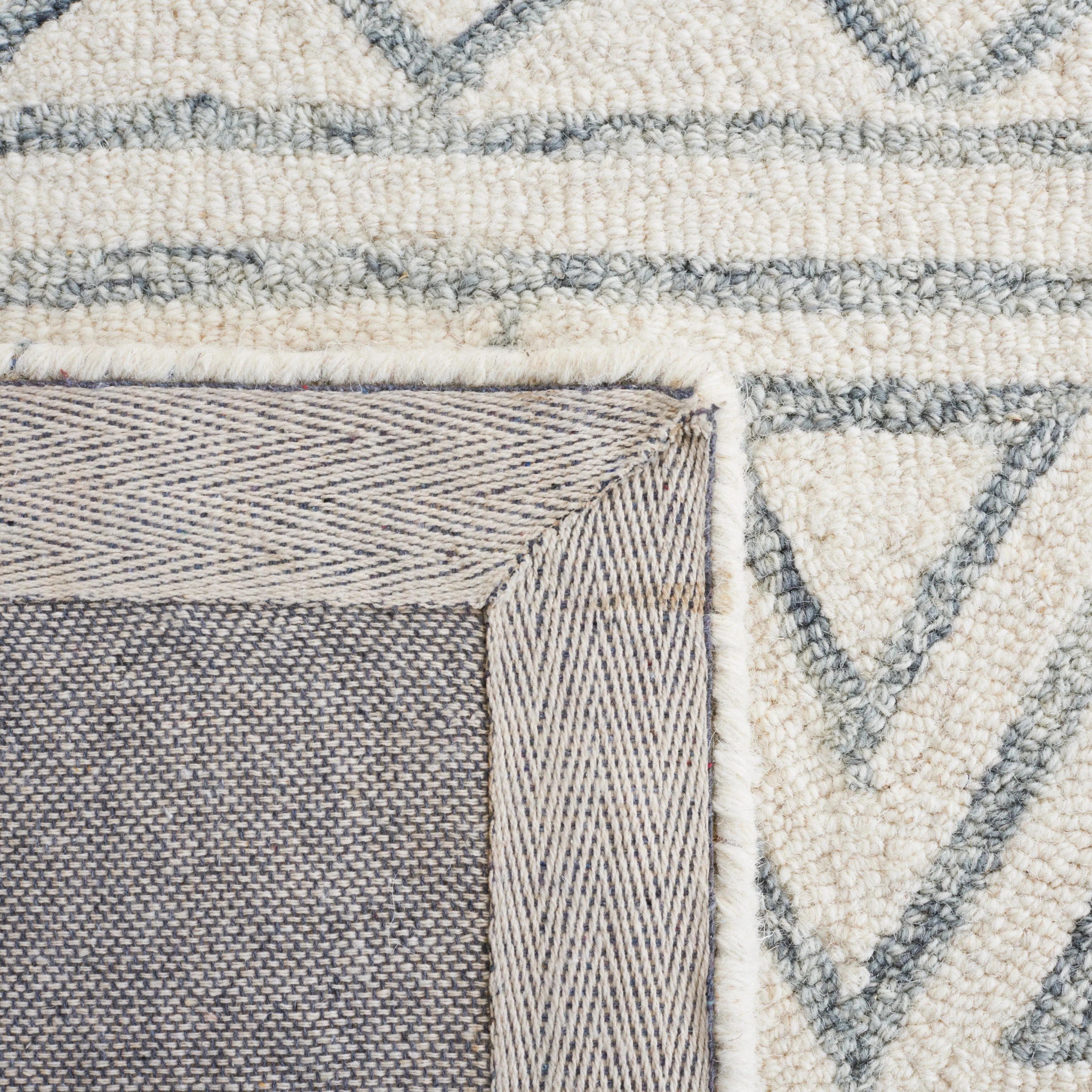 SAFAVIEH Handmade Metro Heloise Moroccan Boho Wool Rug