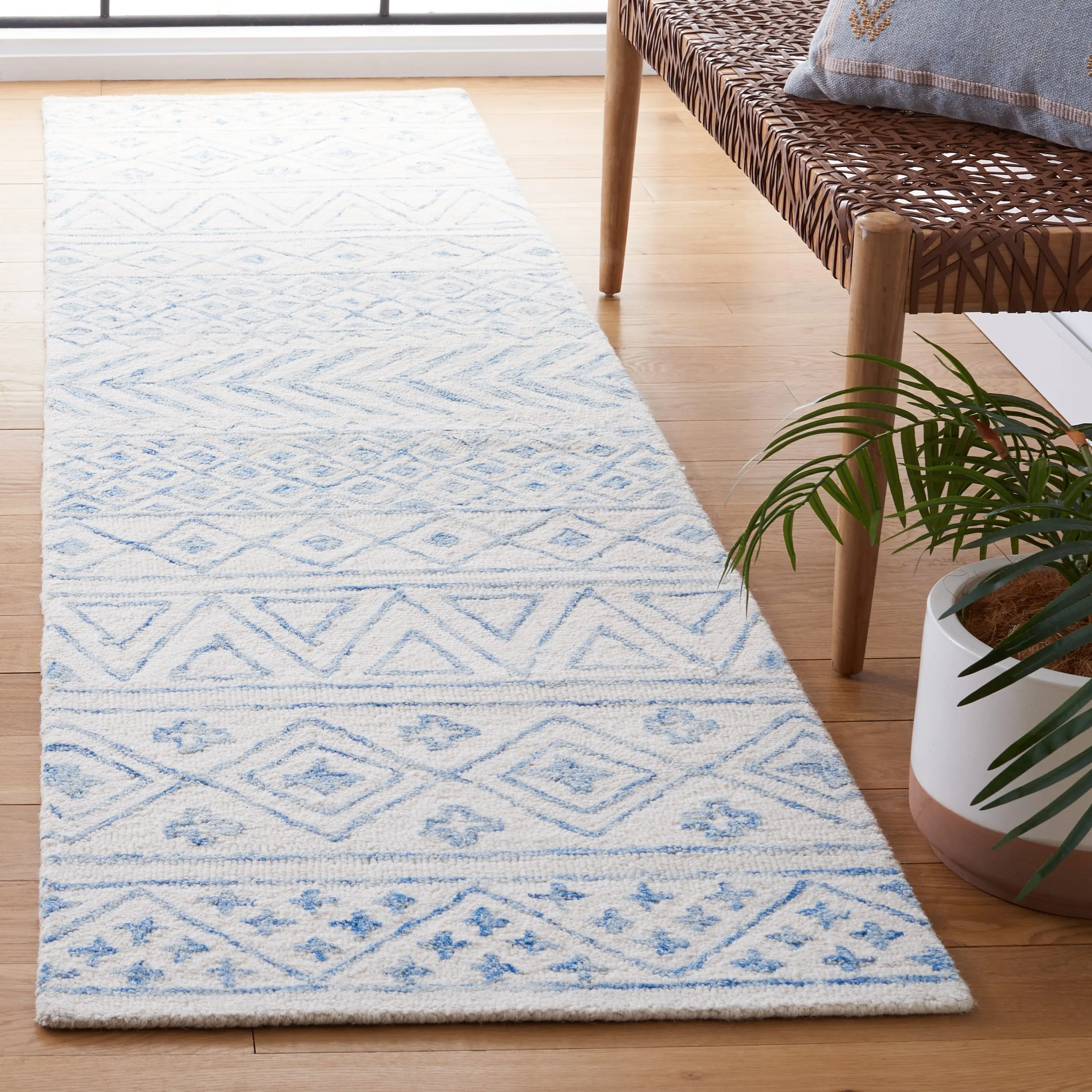 SAFAVIEH Handmade Metro Heloise Moroccan Boho Wool Rug