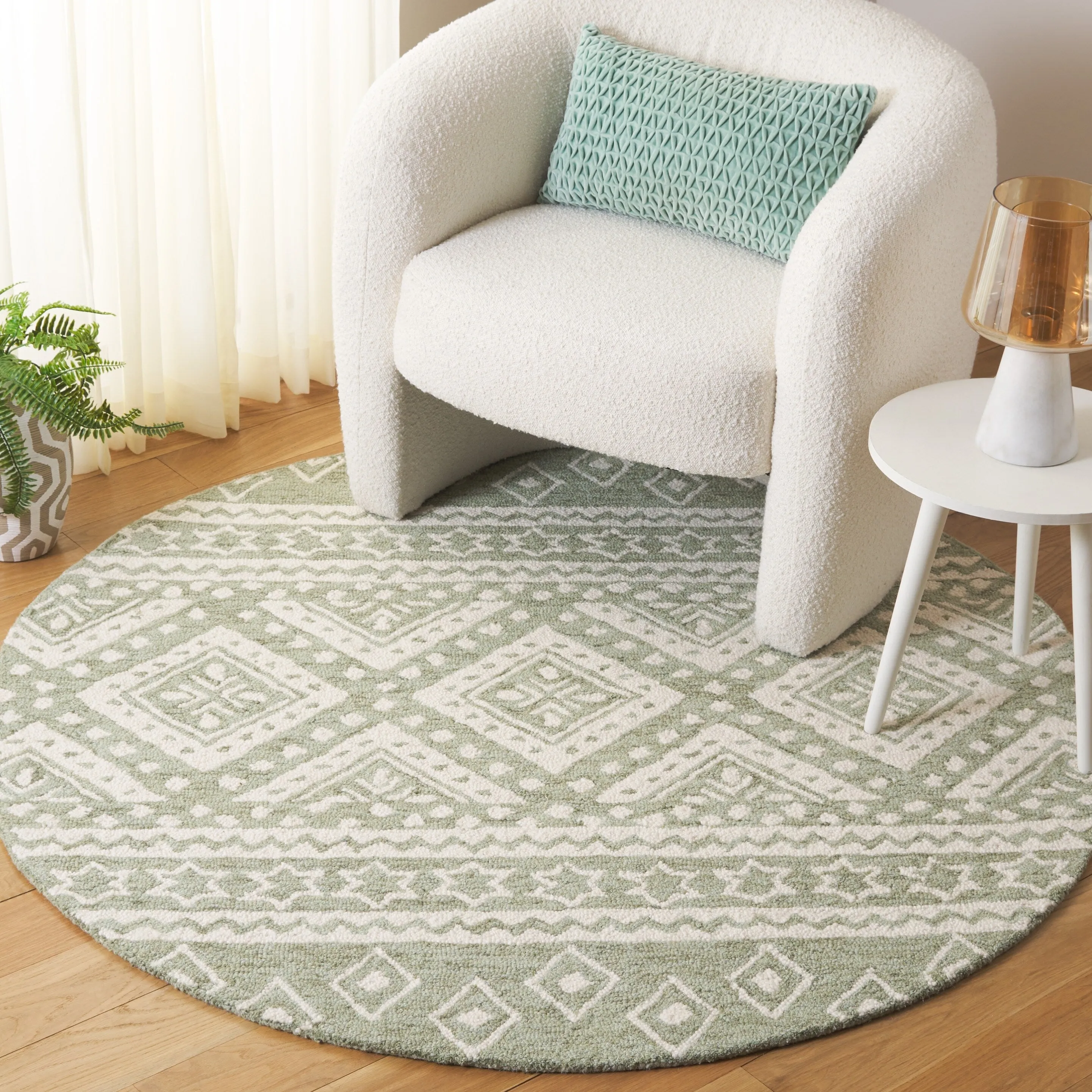 SAFAVIEH Handmade Micro-Loop Kobie Wool Rug