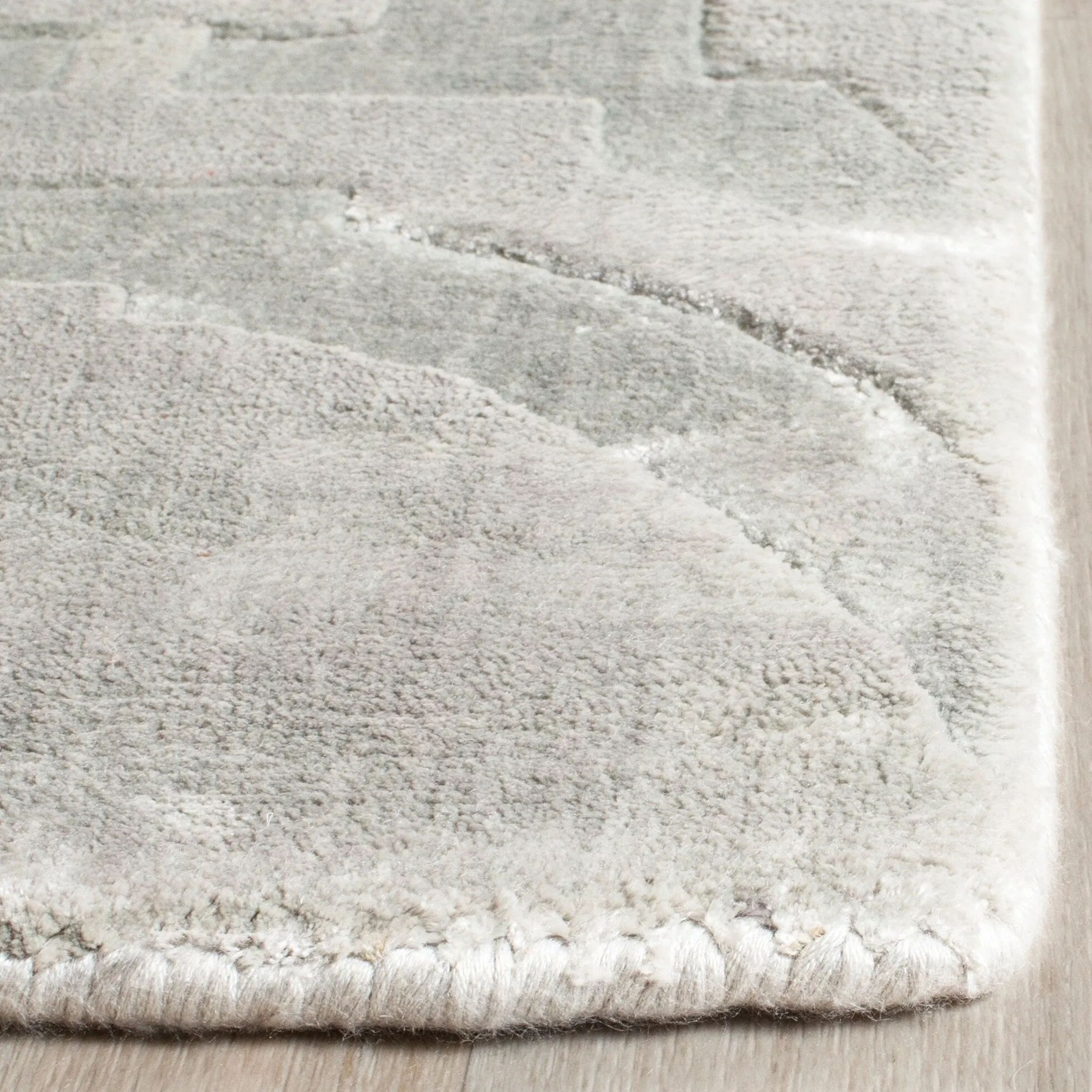 SAFAVIEH Handmade Mirage Gresa Modern Abstract Viscose Rug