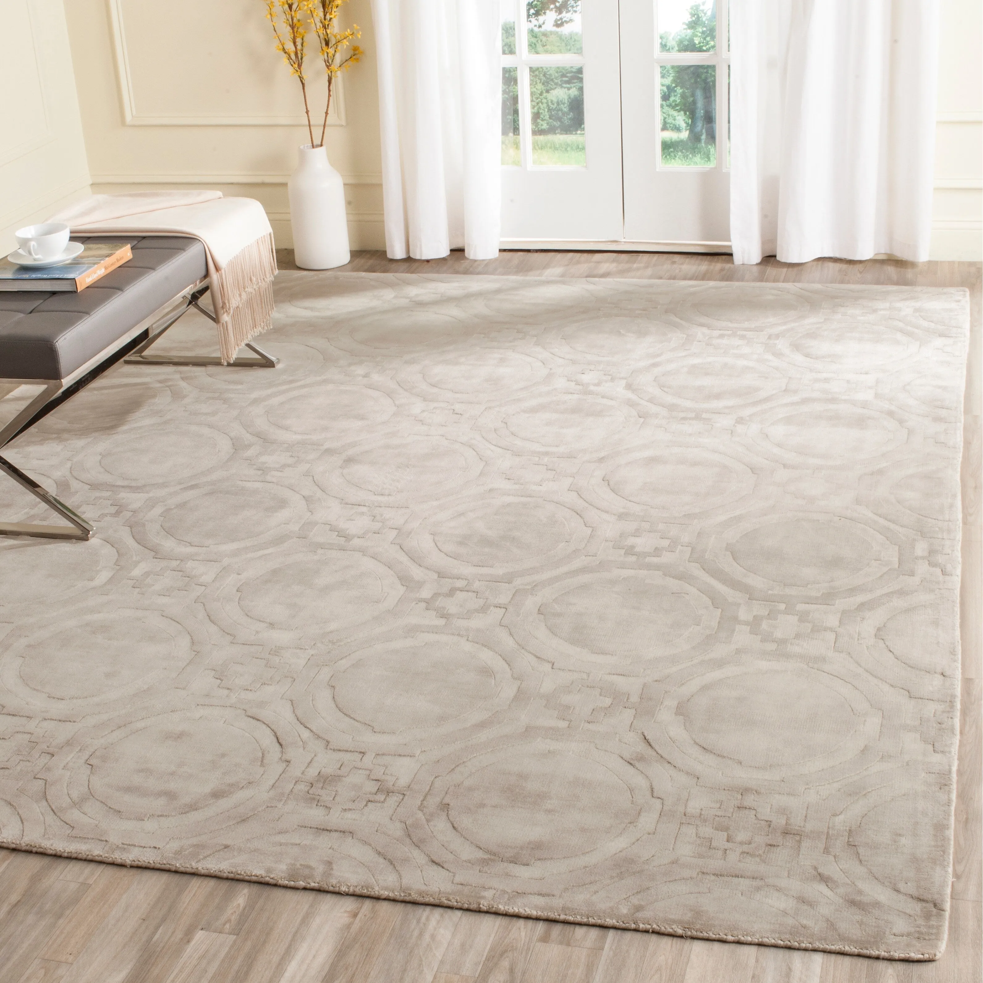 SAFAVIEH Handmade Mirage Gresa Modern Abstract Viscose Rug