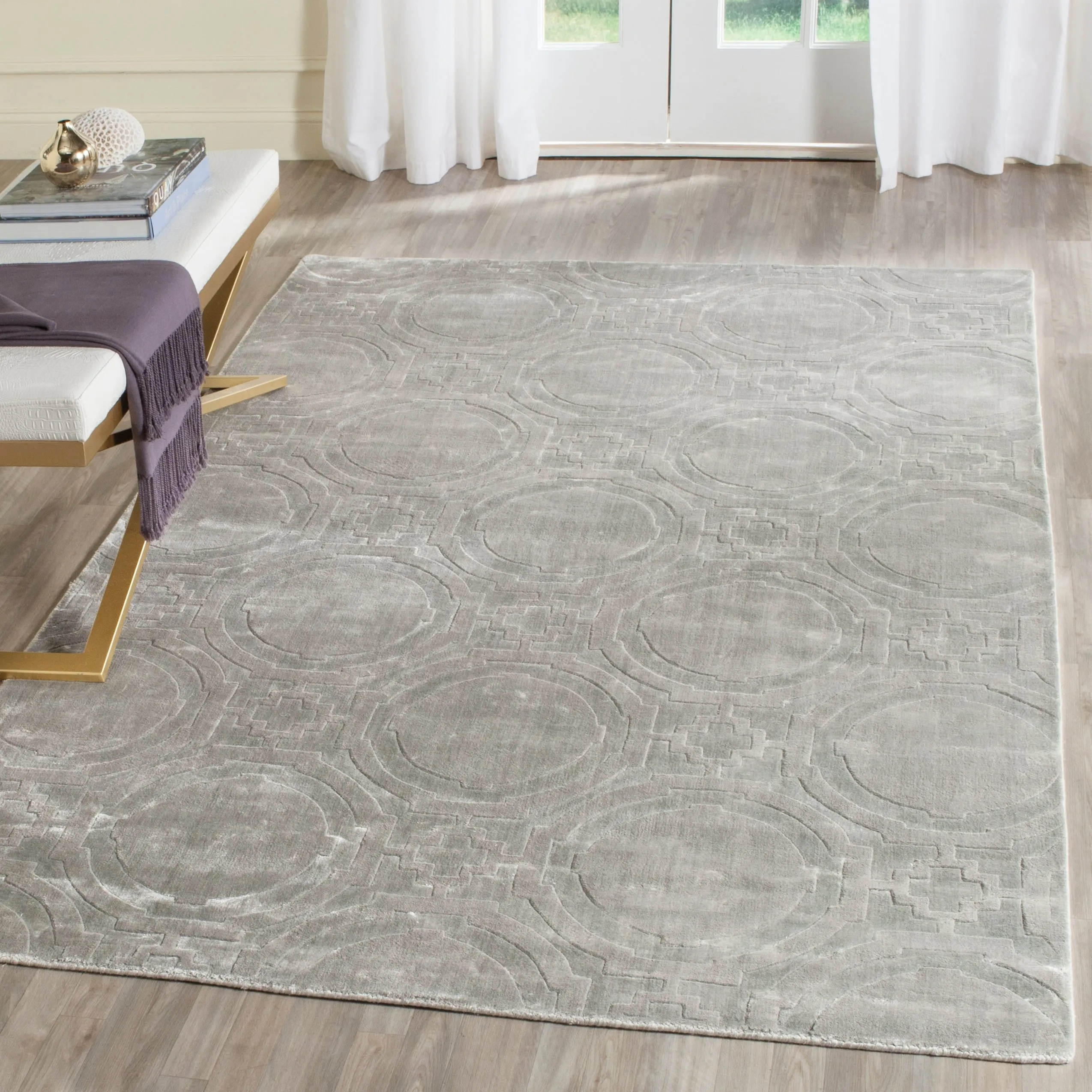 SAFAVIEH Handmade Mirage Gresa Modern Abstract Viscose Rug
