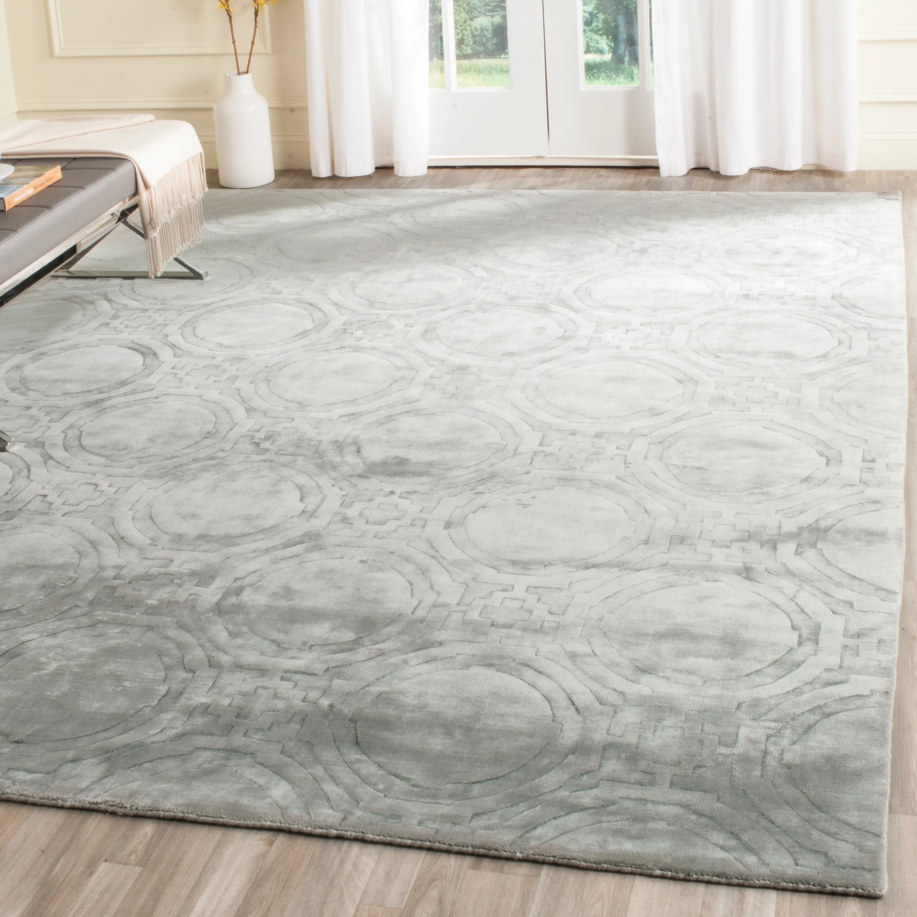 SAFAVIEH Handmade Mirage Gresa Modern Abstract Viscose Rug
