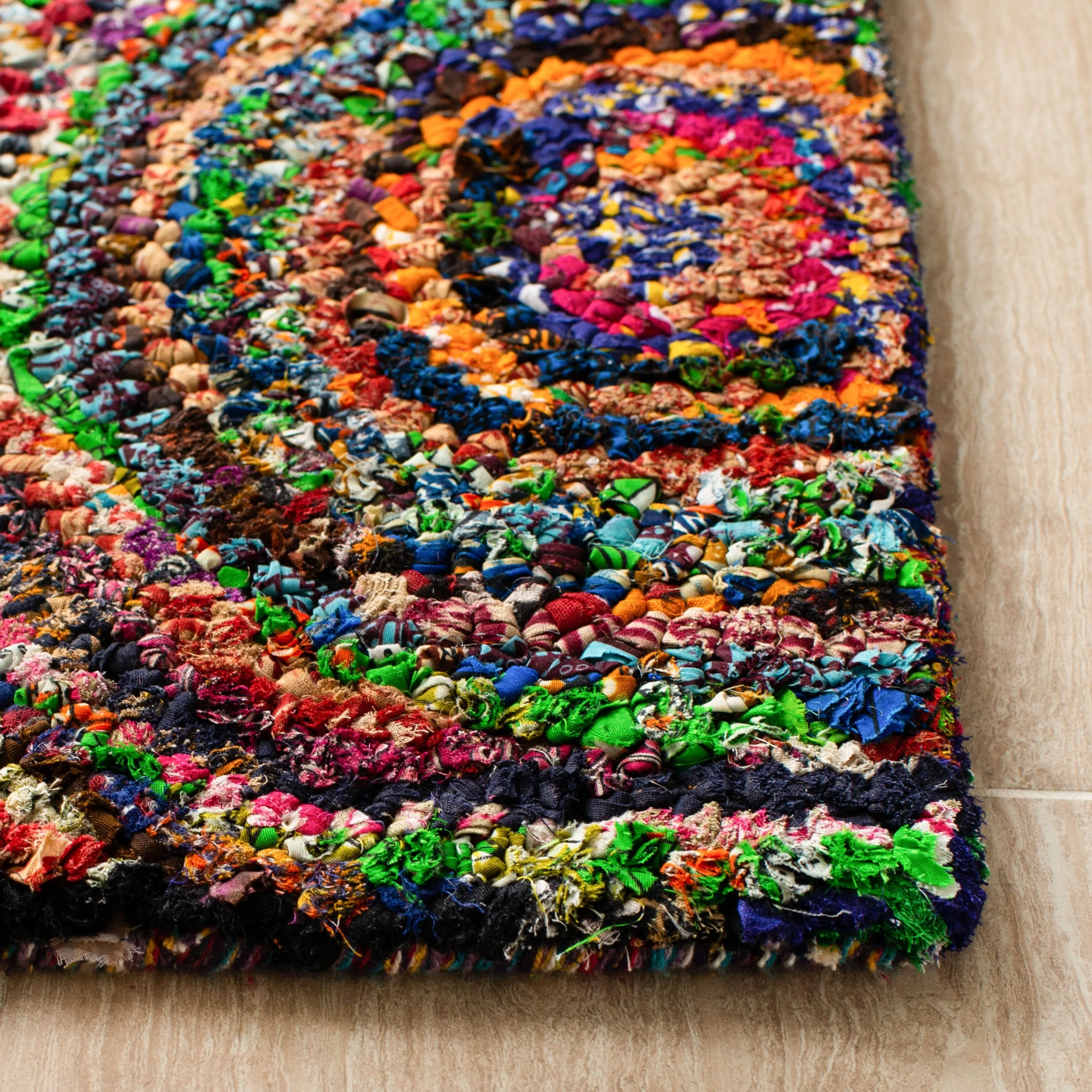 SAFAVIEH Handmade Nantucket Efmorfia Contemporary Cotton Rug