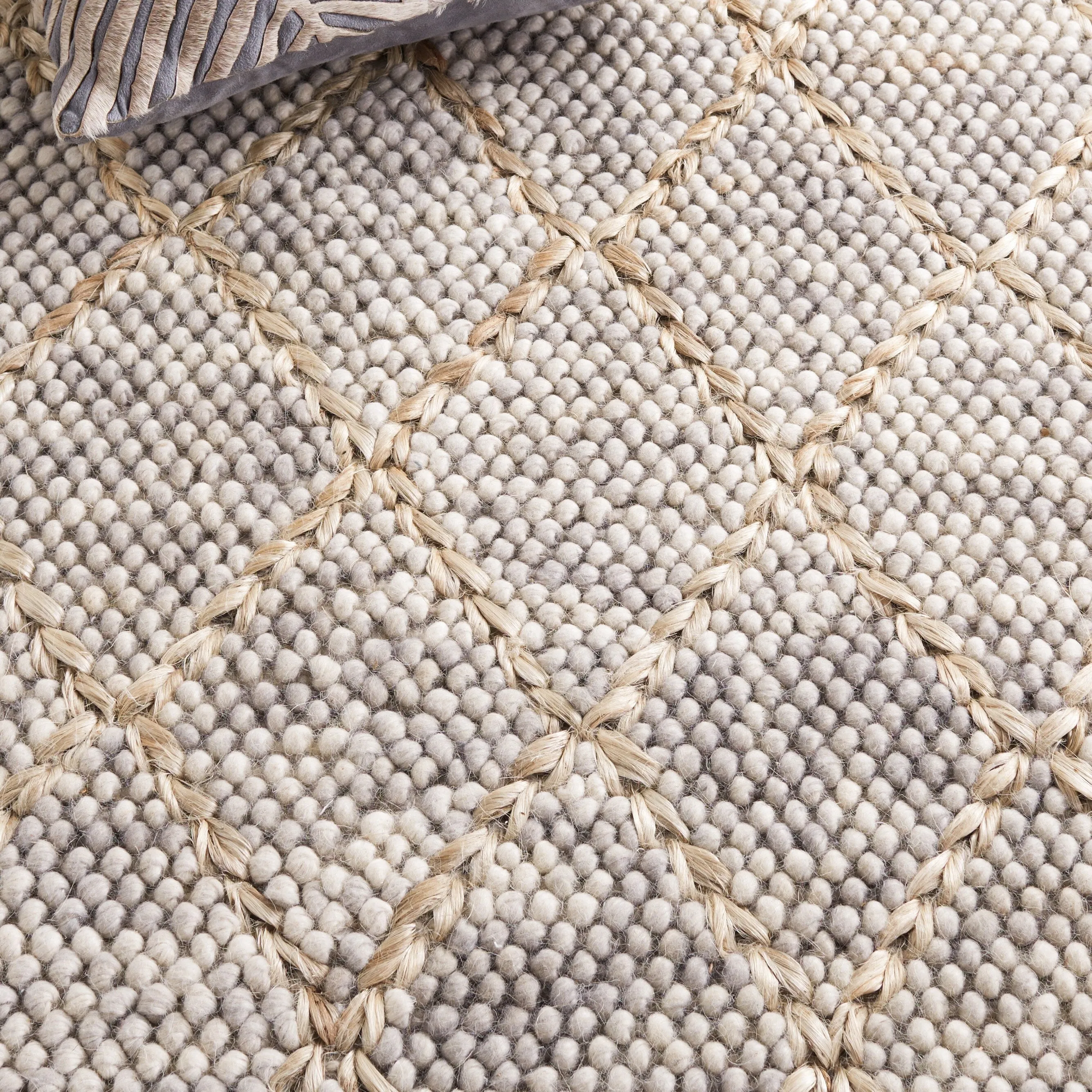 SAFAVIEH Handmade Natura Aliene Trellis Wool Rug