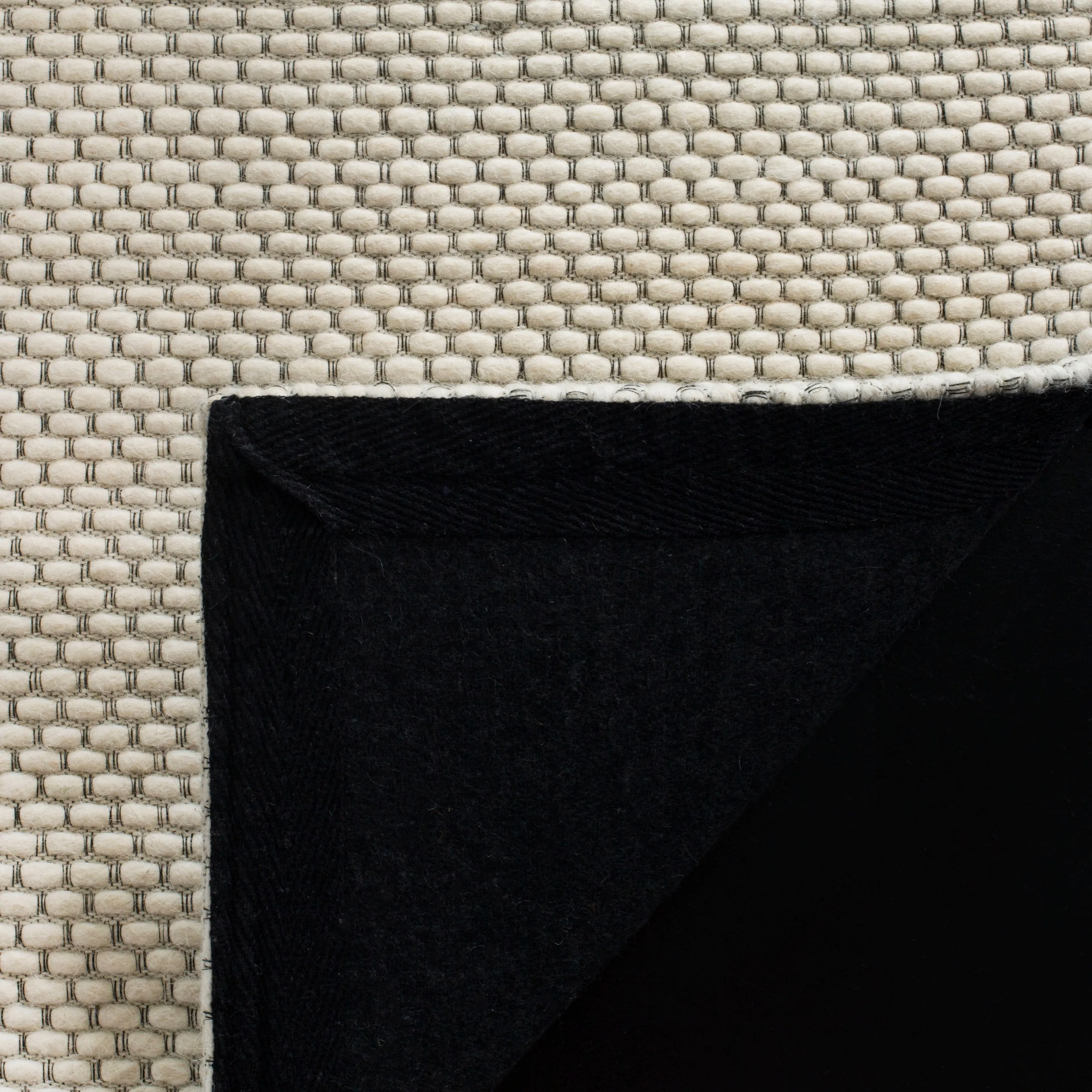 SAFAVIEH Handmade Natura Gerrita Wool Area Rug