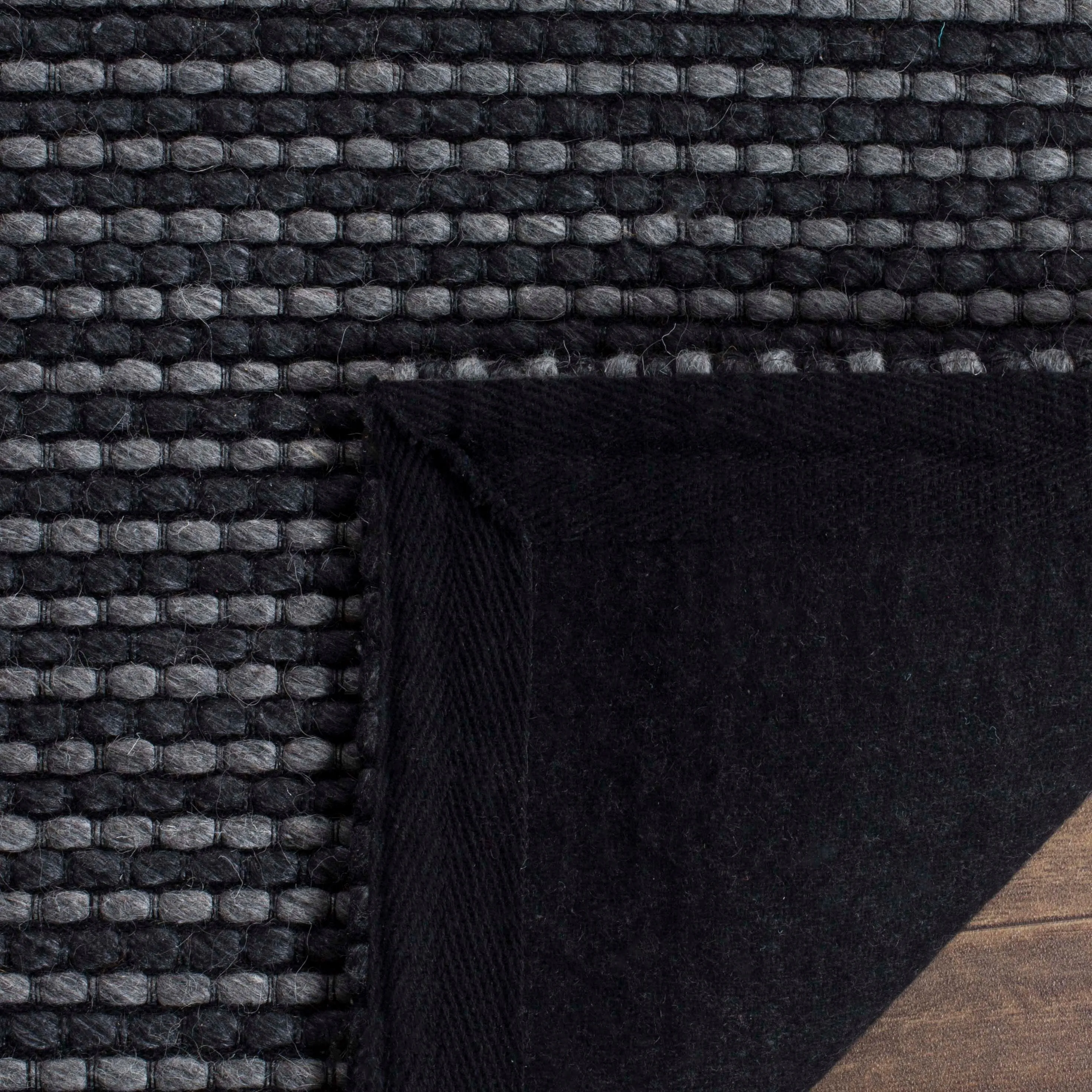 SAFAVIEH Handmade Natura Gerrita Wool Area Rug