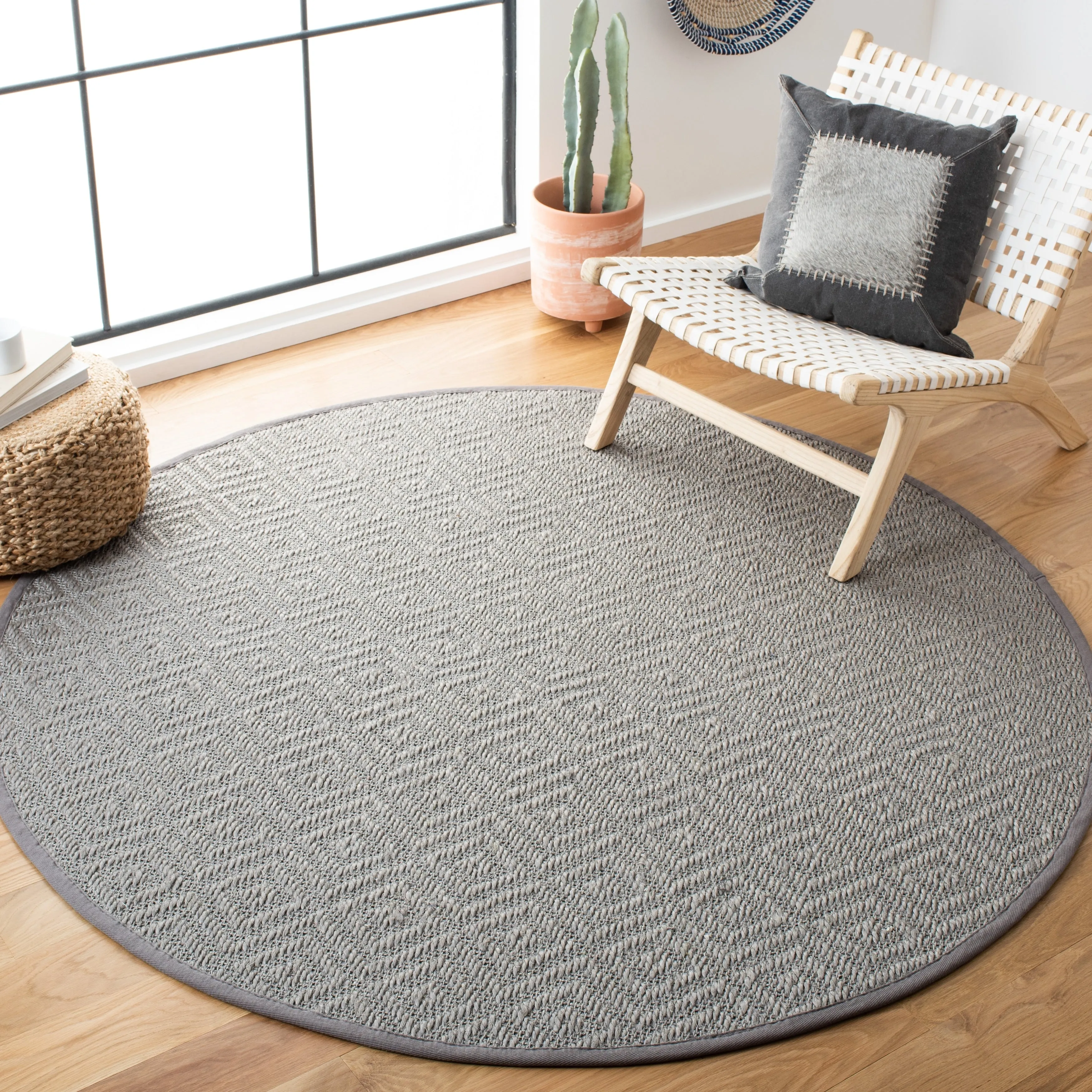SAFAVIEH Handmade Natural Fiber Anabella Sisal Rug