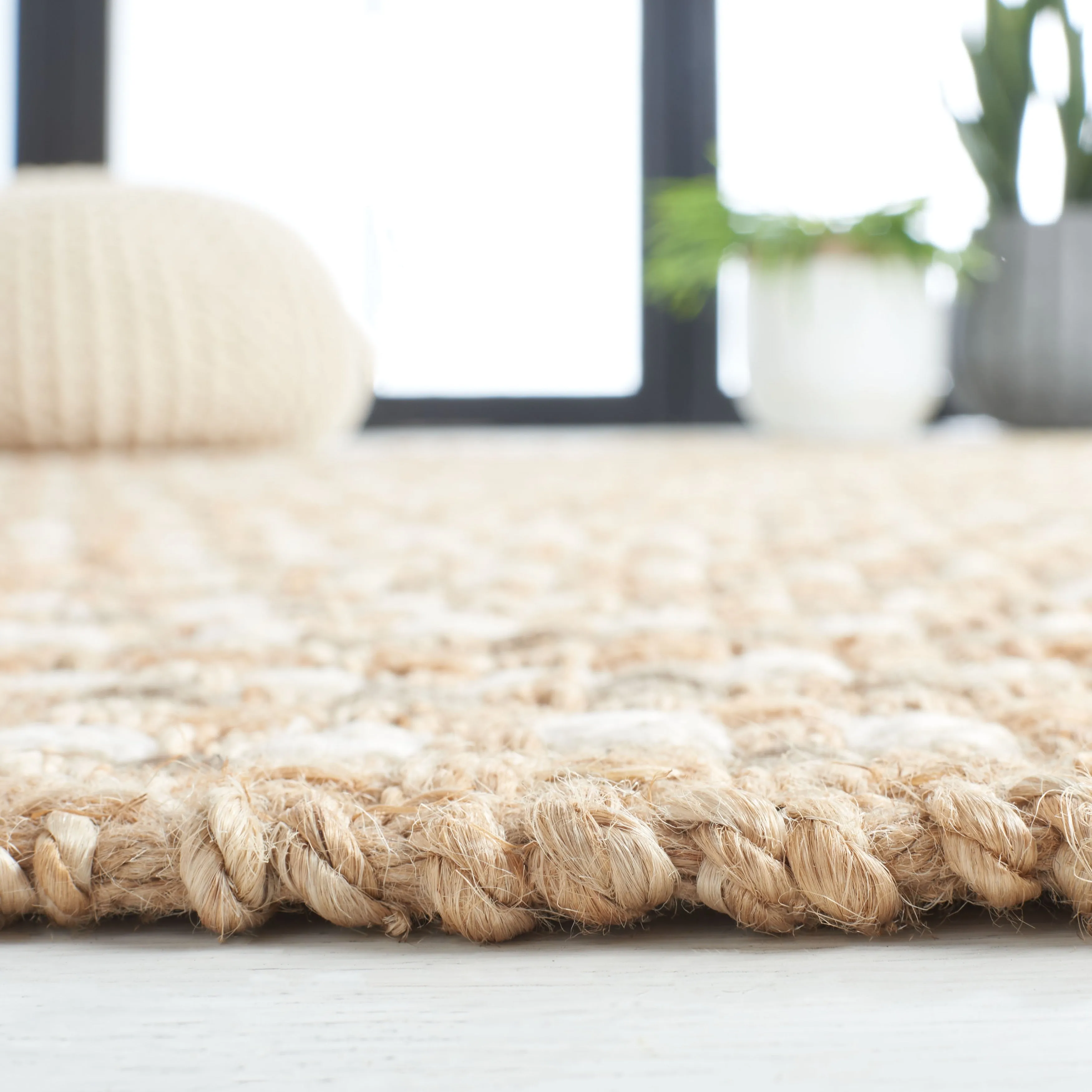SAFAVIEH Handmade Natural Fiber Anabelle Casual Jute Rug
