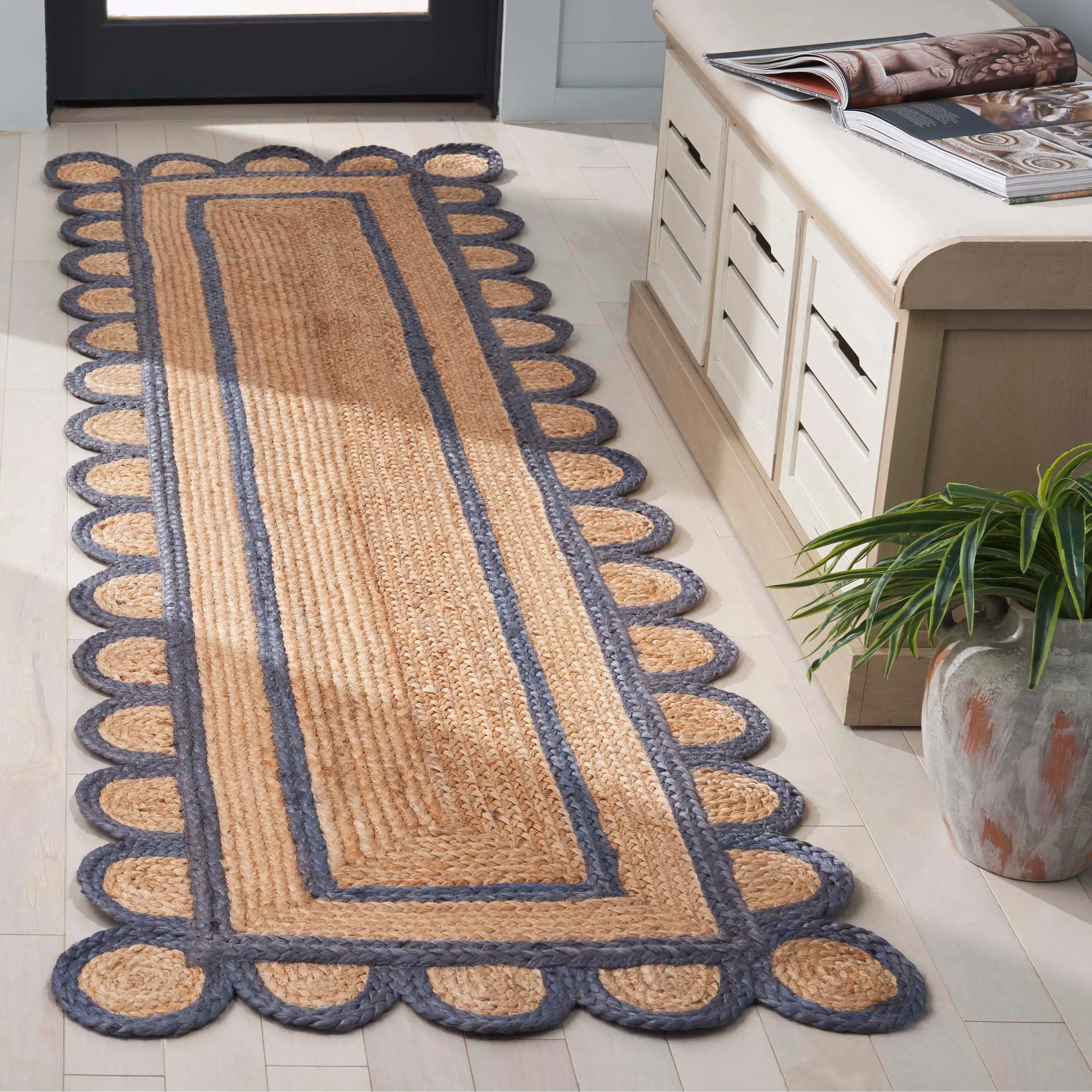 SAFAVIEH Handmade Natural Fiber Calcedonia Border Pattern Jute Rug