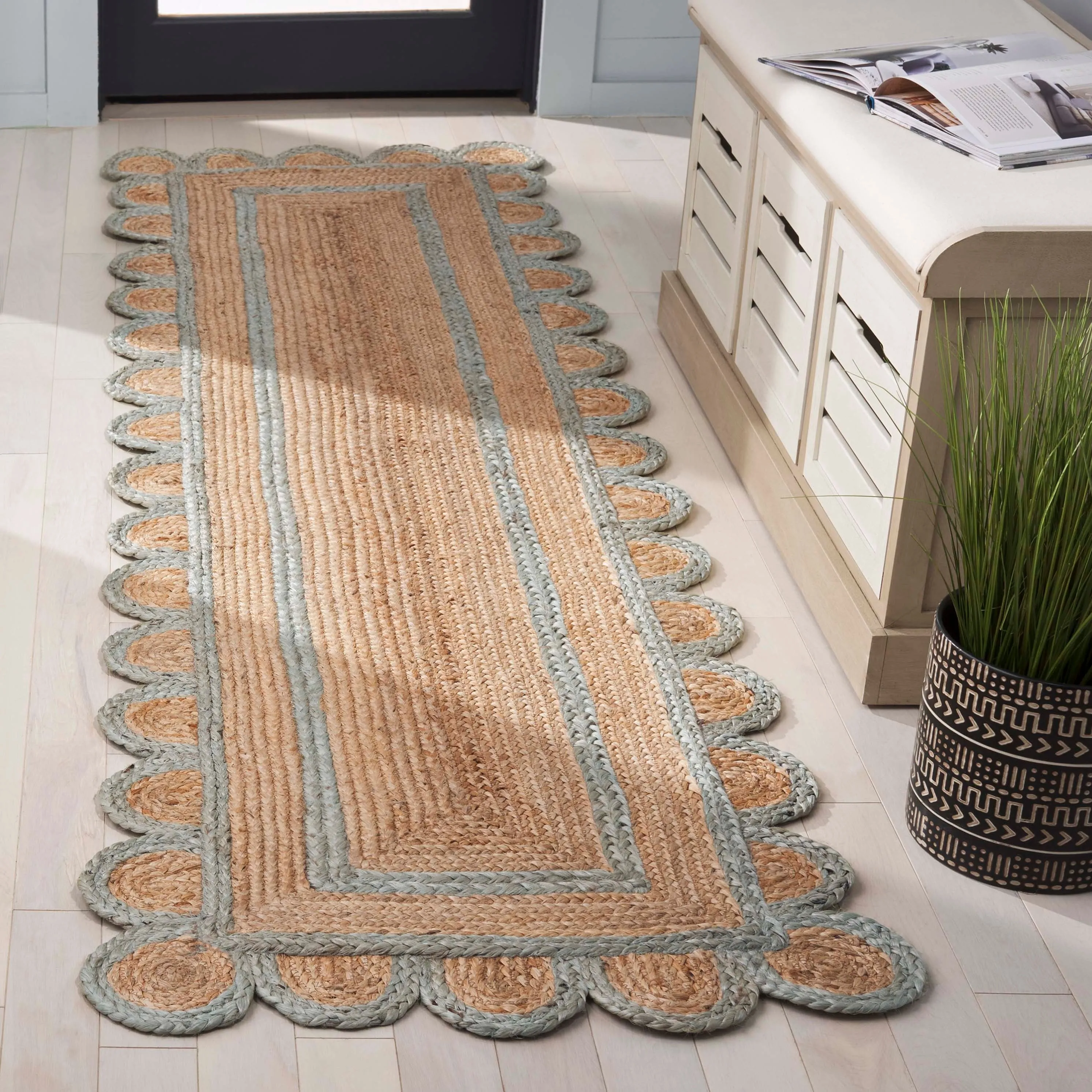 SAFAVIEH Handmade Natural Fiber Calcedonia Border Pattern Jute Rug