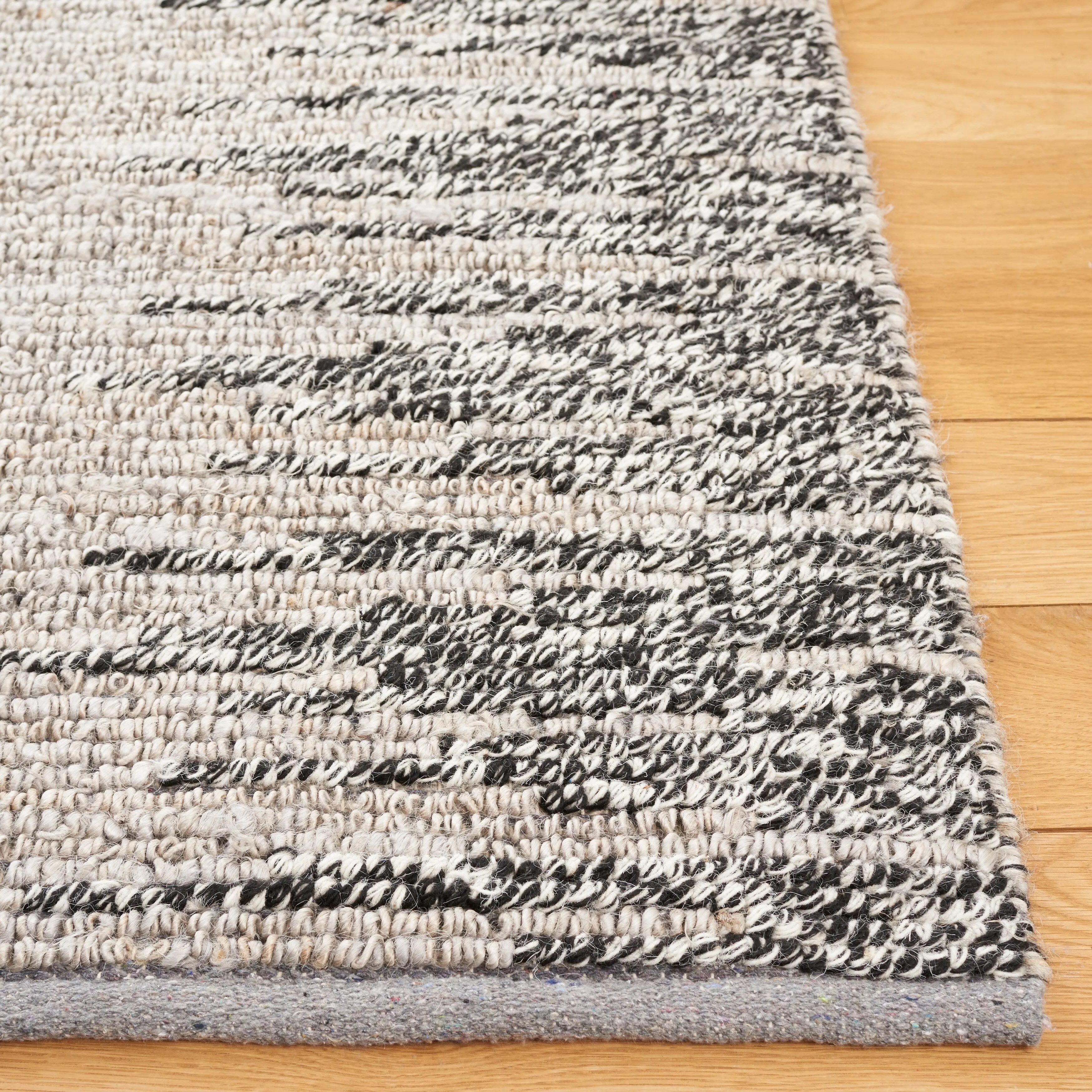 SAFAVIEH Handmade Natural Fiber Eliette Boho Jute & Wool