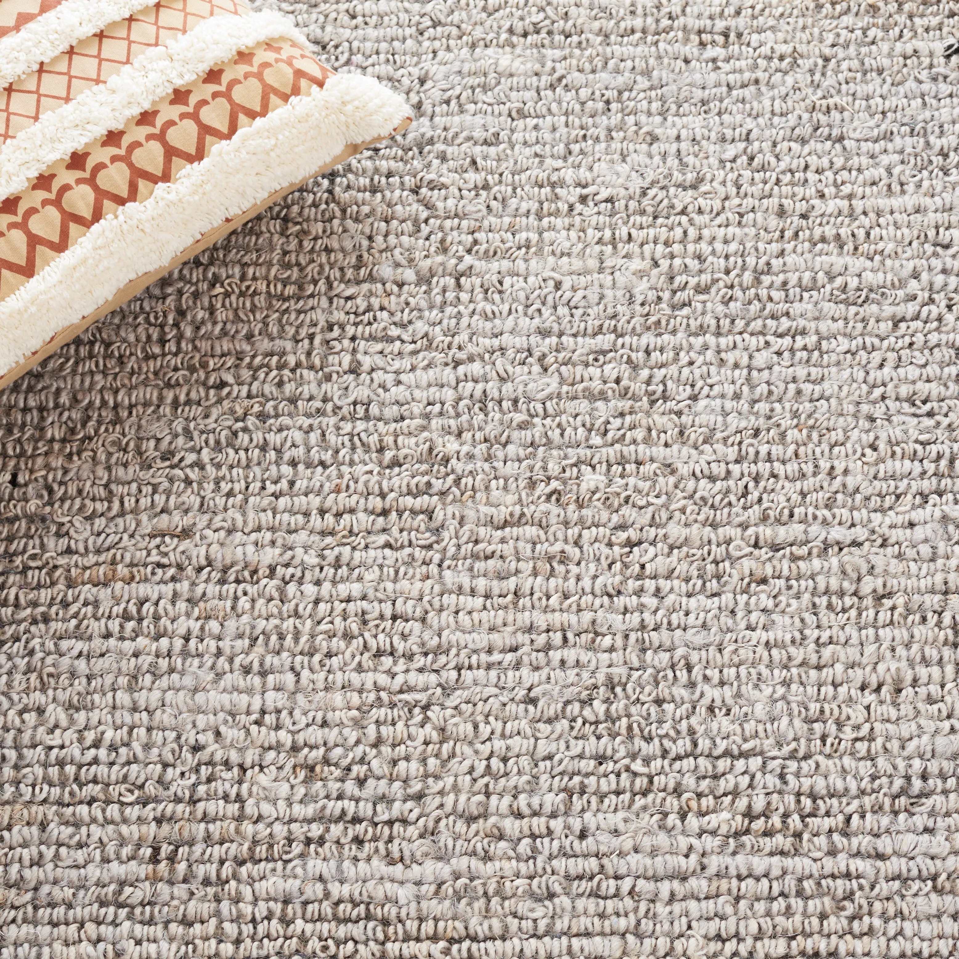 SAFAVIEH Handmade Natural Fiber Eliette Boho Jute & Wool