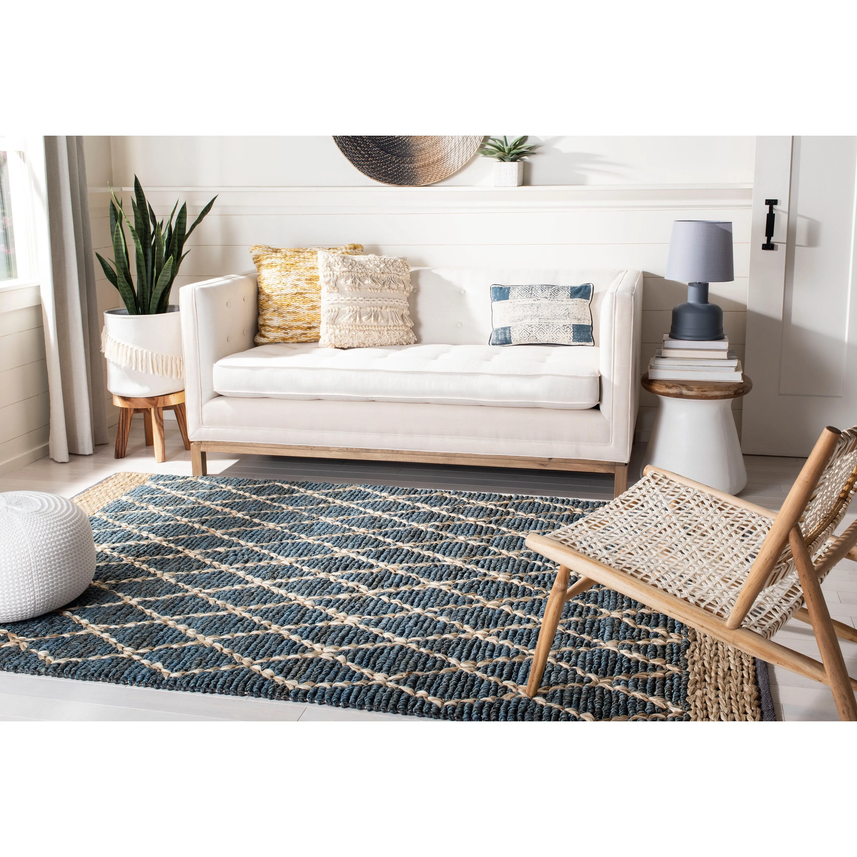 SAFAVIEH Handmade Natural Fiber Foolke Casual Jute Trellis Rug