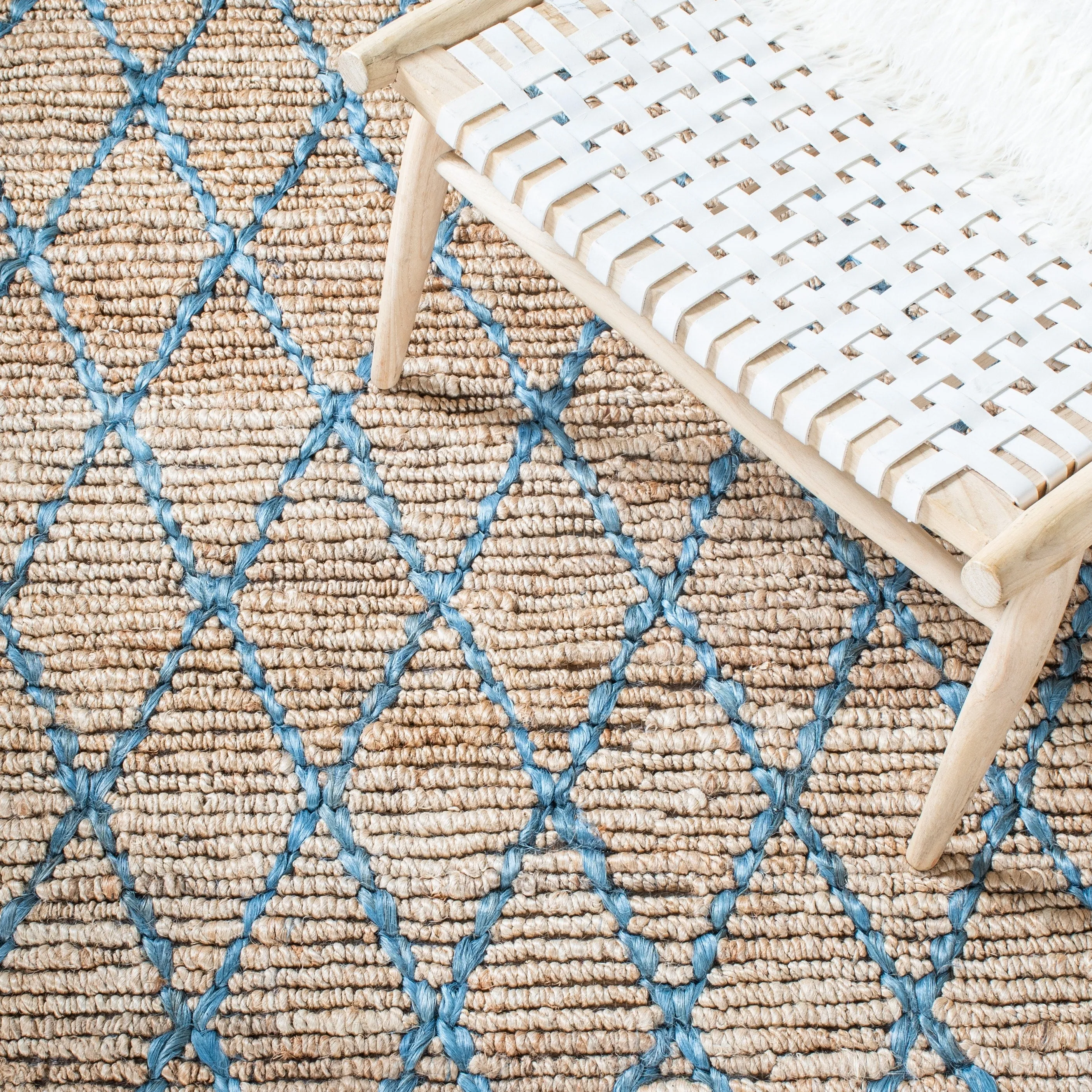 SAFAVIEH Handmade Natural Fiber Foolke Casual Jute Trellis Rug