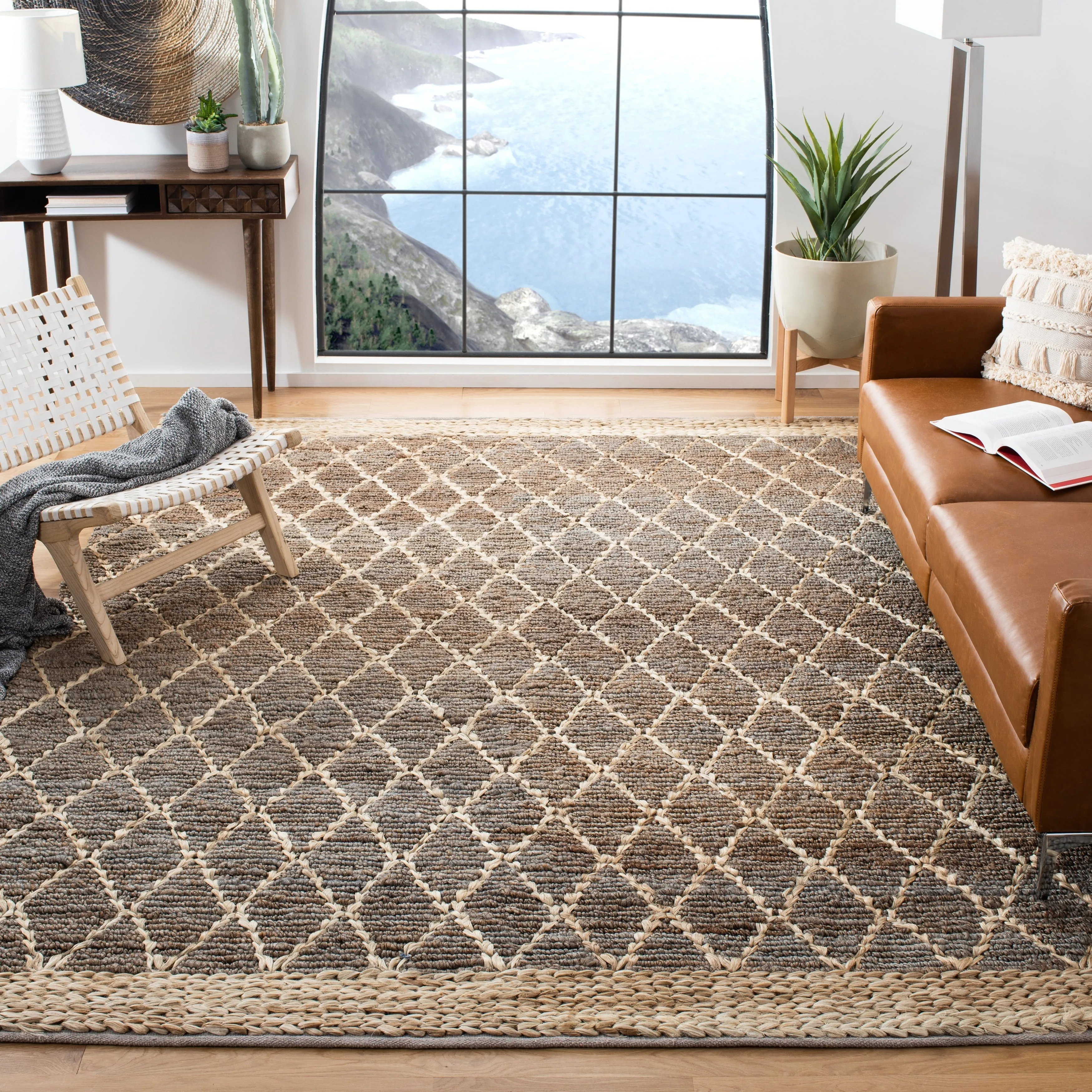 SAFAVIEH Handmade Natural Fiber Foolke Casual Jute Trellis Rug