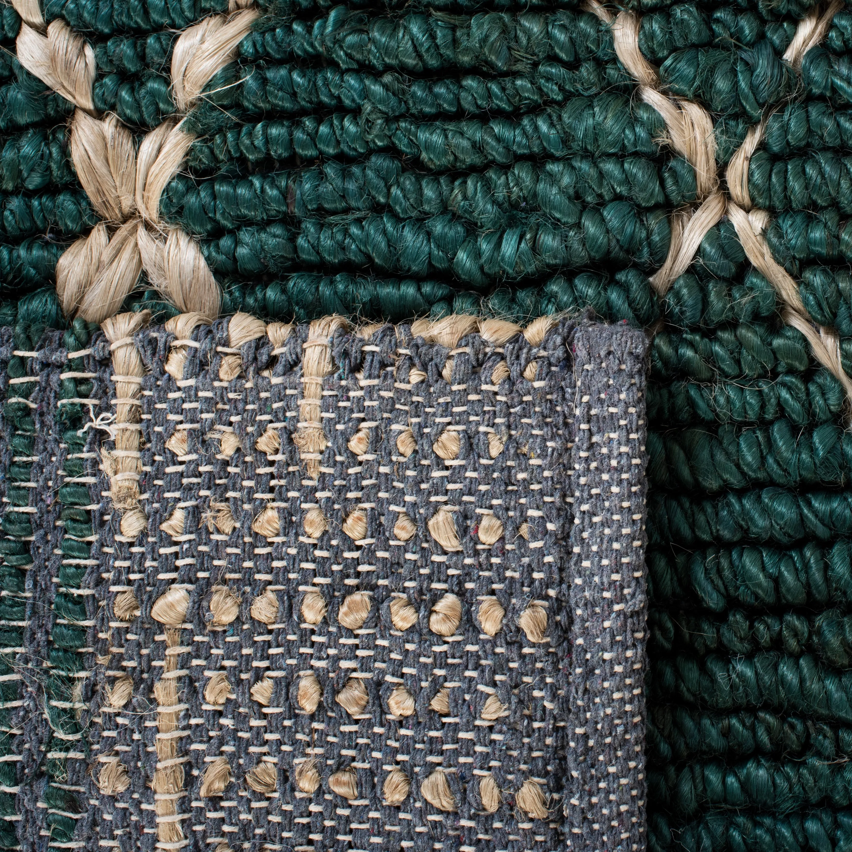 SAFAVIEH Handmade Natural Fiber Foolke Casual Jute Trellis Rug