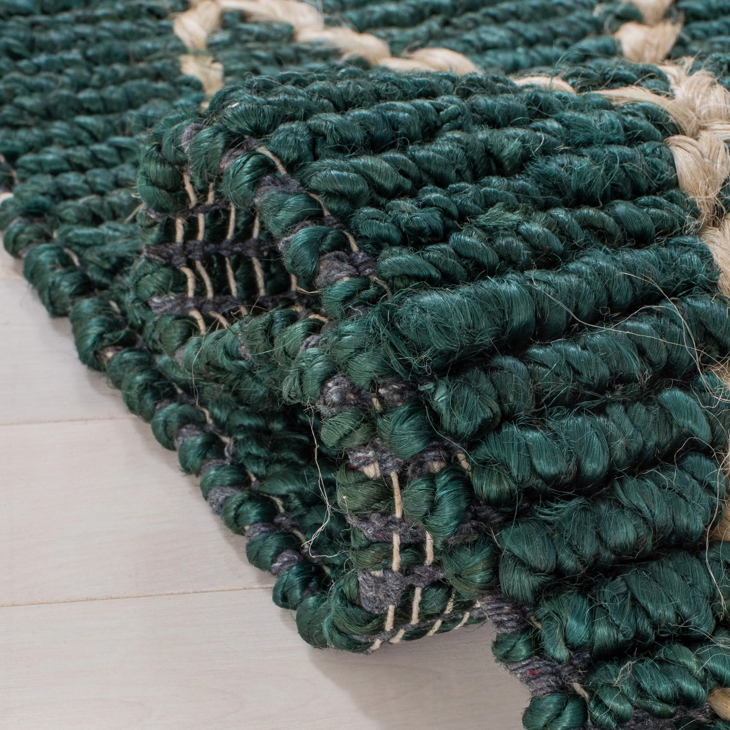 SAFAVIEH Handmade Natural Fiber Foolke Casual Jute Trellis Rug